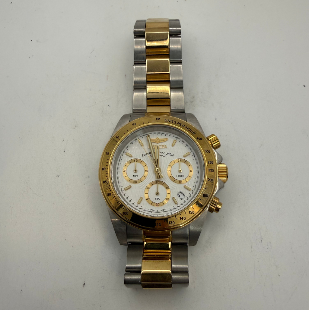 Invicta Professional Speedway 9212 Two-Tone Chronograph Men’s Watch (Fully Tested and Working)- £60.00