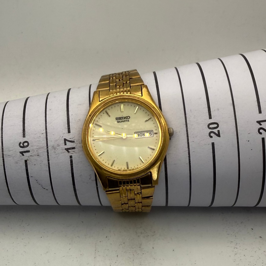Seiko Quartz Day/Date Gold-Tone Men's Watch 7N43-9041 (Fully Tested and Working)- £80.00