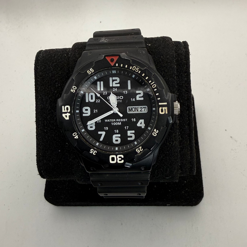 Casio MRW-200H Black Day/Date Quartz Men's Watch (Fully Tested and Working)- £25.00