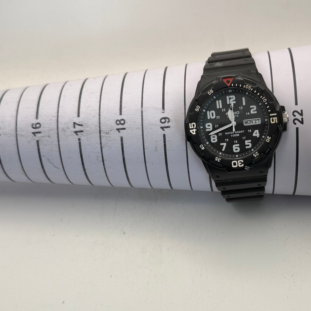Casio MRW-200H Black Day/Date Quartz Men's Watch (Fully Tested and Working)- £25.00