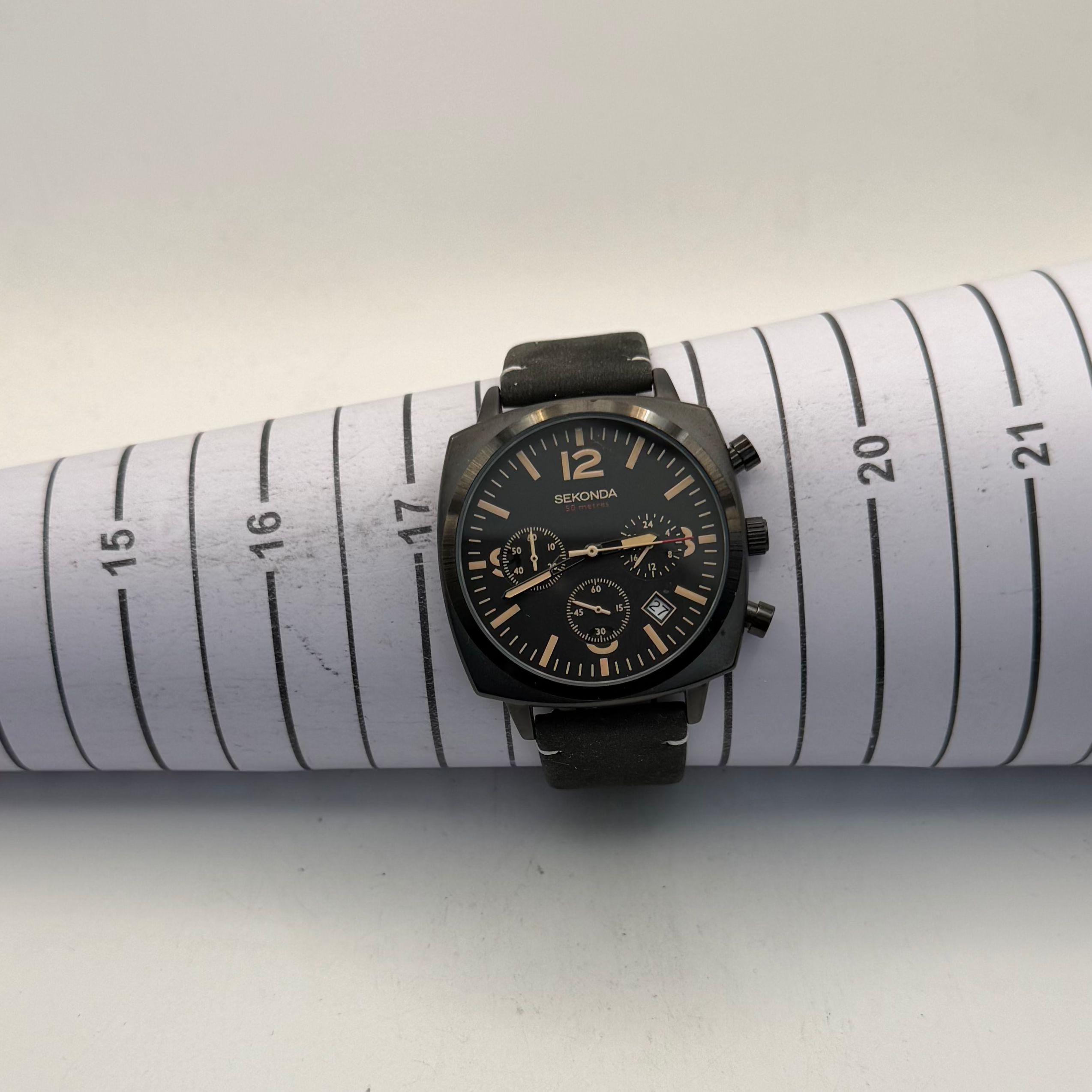 Sekonda Chronograph Black Dial Leather Strap Watch (Fully Tested and Working)- £40.00