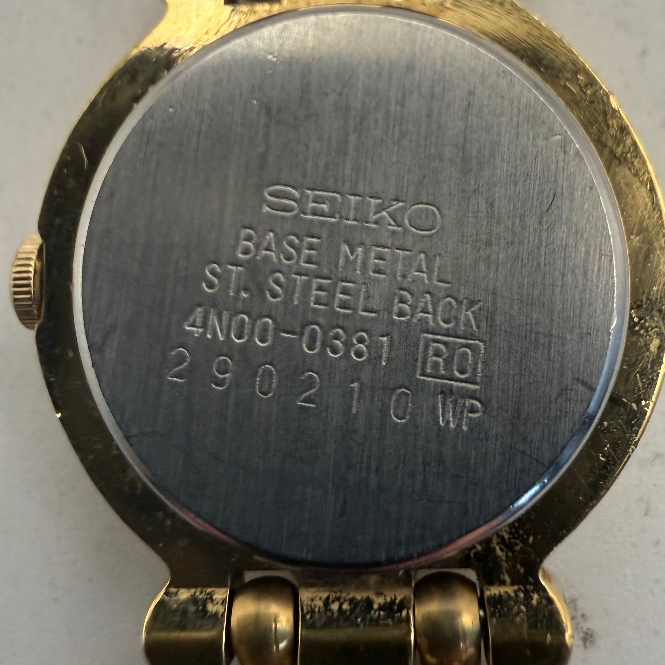 Seiko Ladies Quartz Gold Tone Bracelet Watch 4N00-0381 (Fully Tested and Working)- £25.00