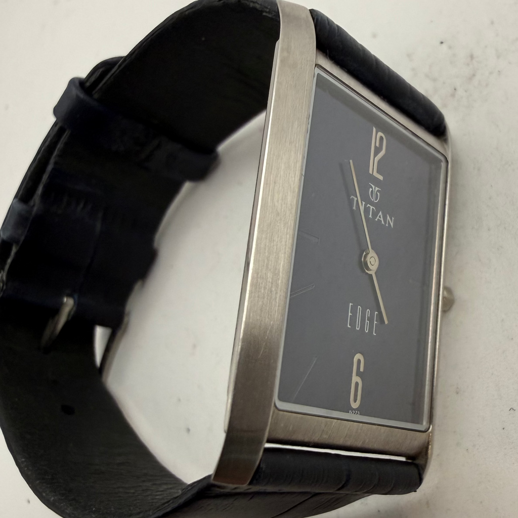 Titan Edge Ultra Slim Sapphire Crystal Blue Dial Leather Strap Watch (Fully Tested an- £75.00