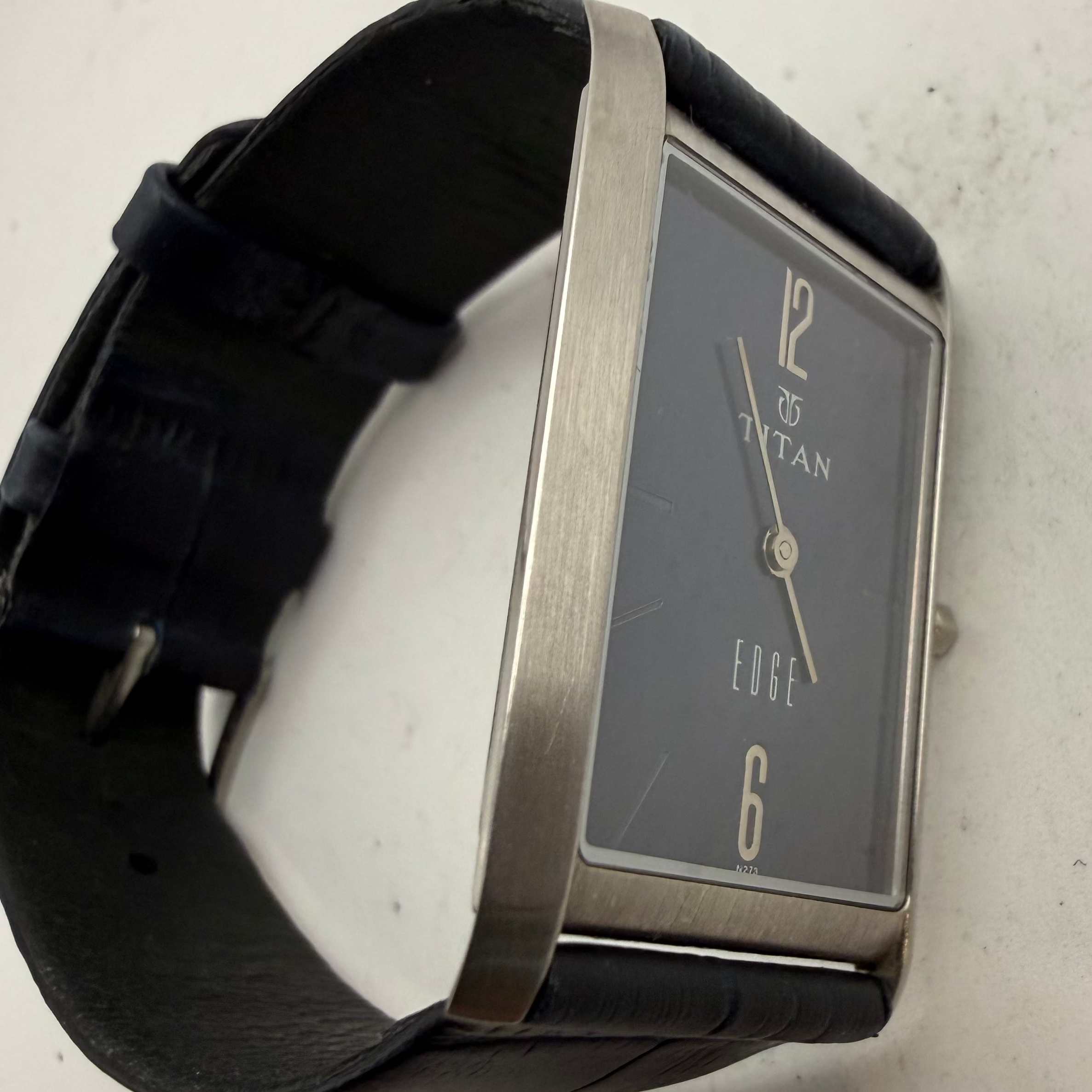 Titan Edge Ultra Slim Sapphire Crystal Blue Dial Leather Strap Watch (Fully Tested an- £75.00