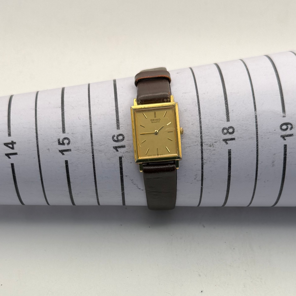 Vintage Seiko Quartz Ladies Gold Tone Rectangular Watch 7320-5560 (Fully Tested and Working)- £25.00