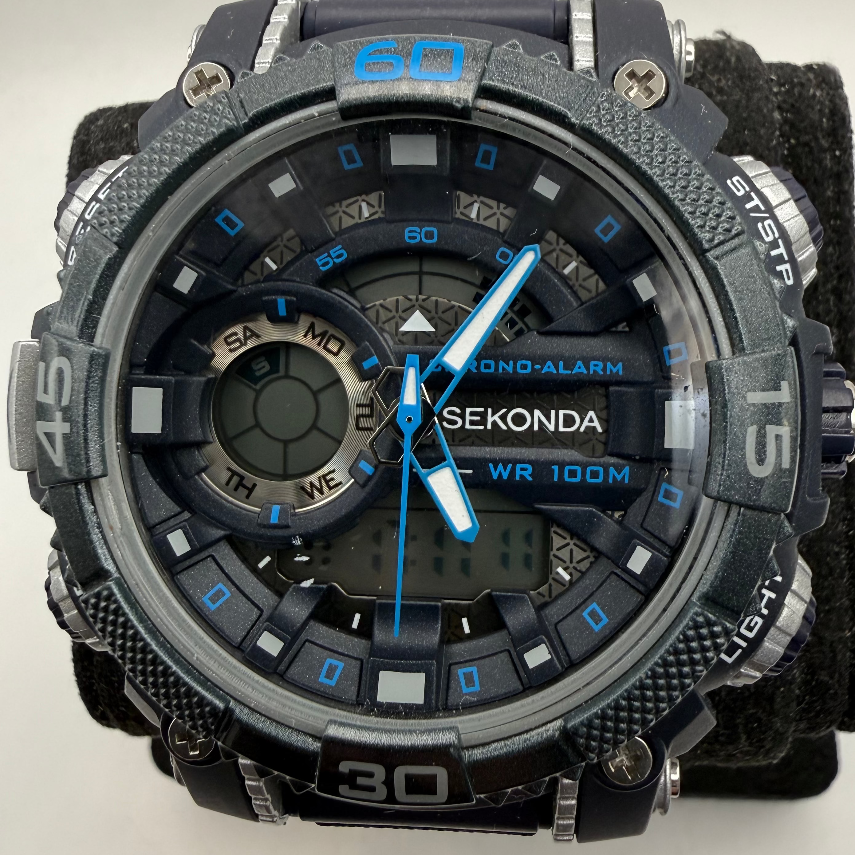 Sekonda Chrono-Alarm WR100M Ana-Digi Men's Watch Black Blue 30167 (Fully Tested and Working)- £40.00