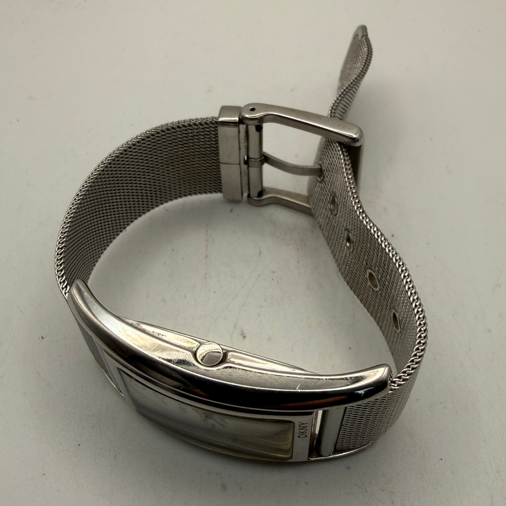 DKNY Ladies Silver Rectangular Mesh Bracelet Watch (Fully Tested and Working)- £25.00