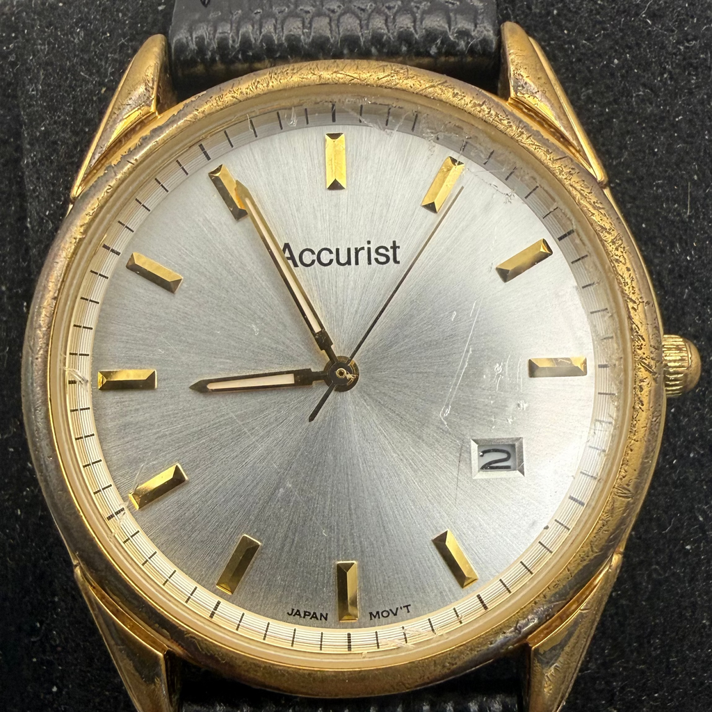 Accurist Vintage Gold Tone Date Quartz Men's Watch Black Leather Strap (Fully Tested and Working)- £20.00