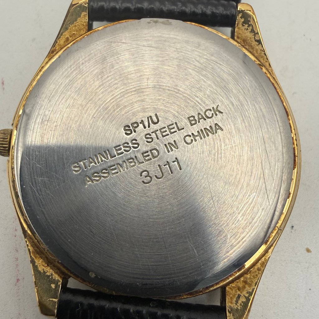 Accurist Vintage Gold Tone Date Quartz Men's Watch Black Leather Strap (Fully Tested and Working)- £20.00