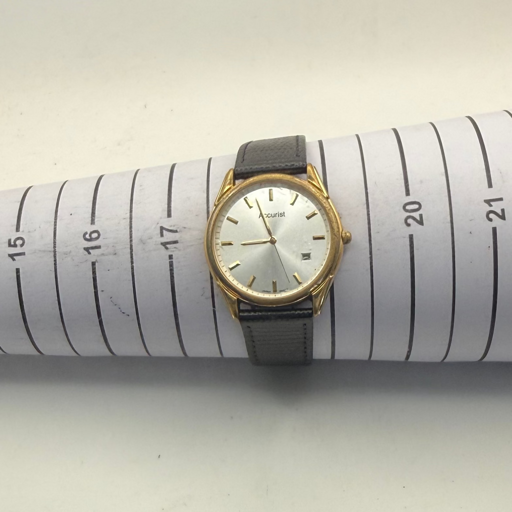 Accurist Vintage Gold Tone Date Quartz Men's Watch Black Leather Strap (Fully Tested and Working)- £20.00