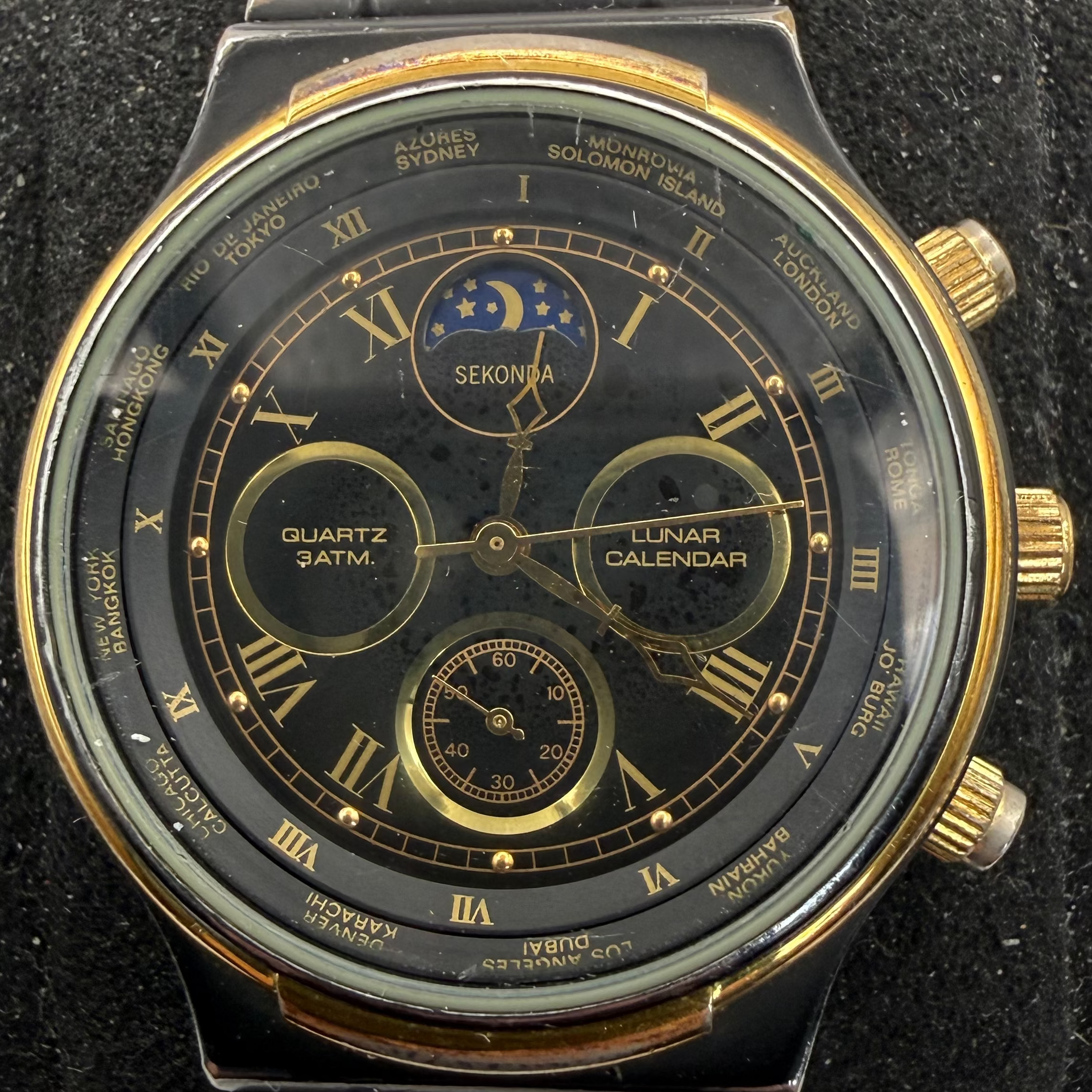 Sekonda Lunar Calendar Black & Gold Quartz Watch 40mm (Fully Tested and Working)- £25.00