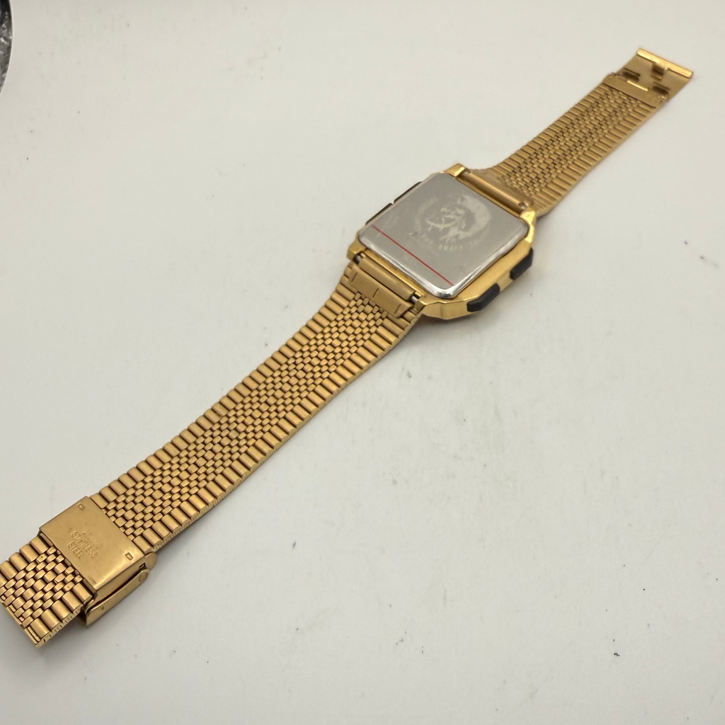 Diesel DZ-1969 Gold Tone Digital Watch Blue Crystal 35mm (Fully Tested and Working)- £40.00