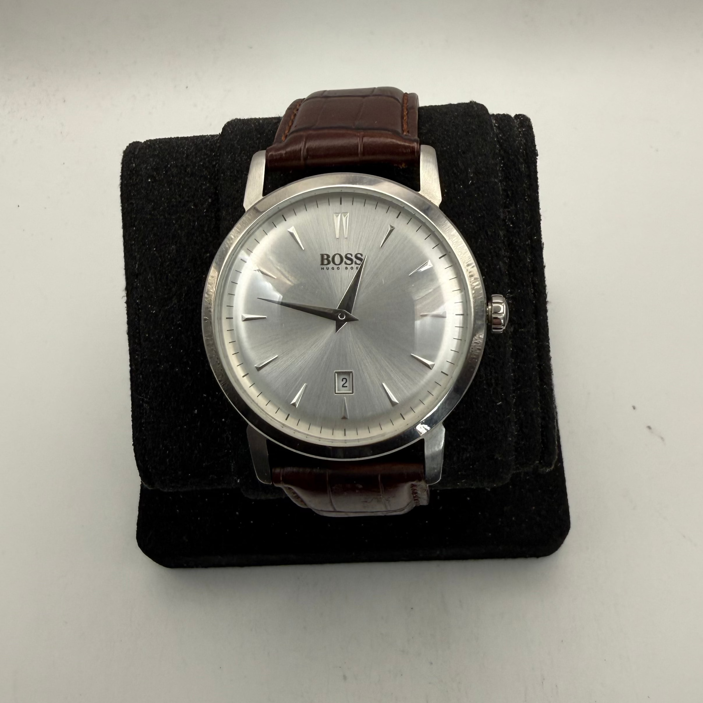 Hugo Boss Men's Silver Dial Date Leather Strap Watch 43mm (Fully Tested and Working)- £30.00