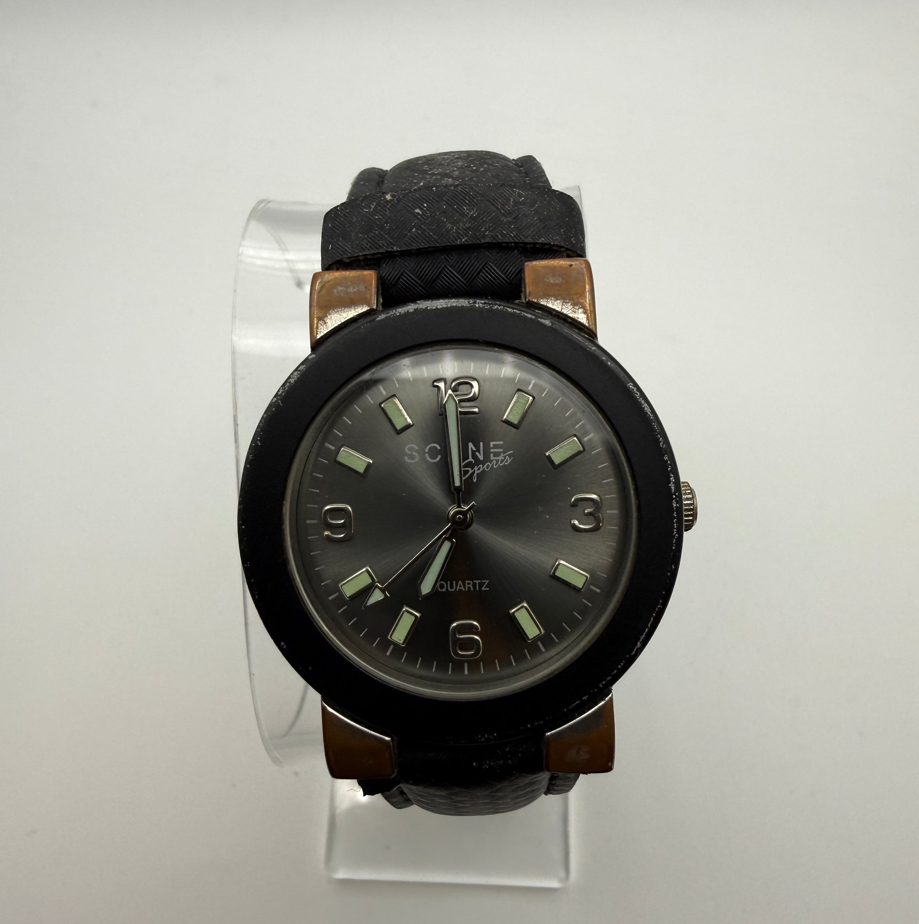 Scene Sports Quartz Watch – Black Dial- £19.99