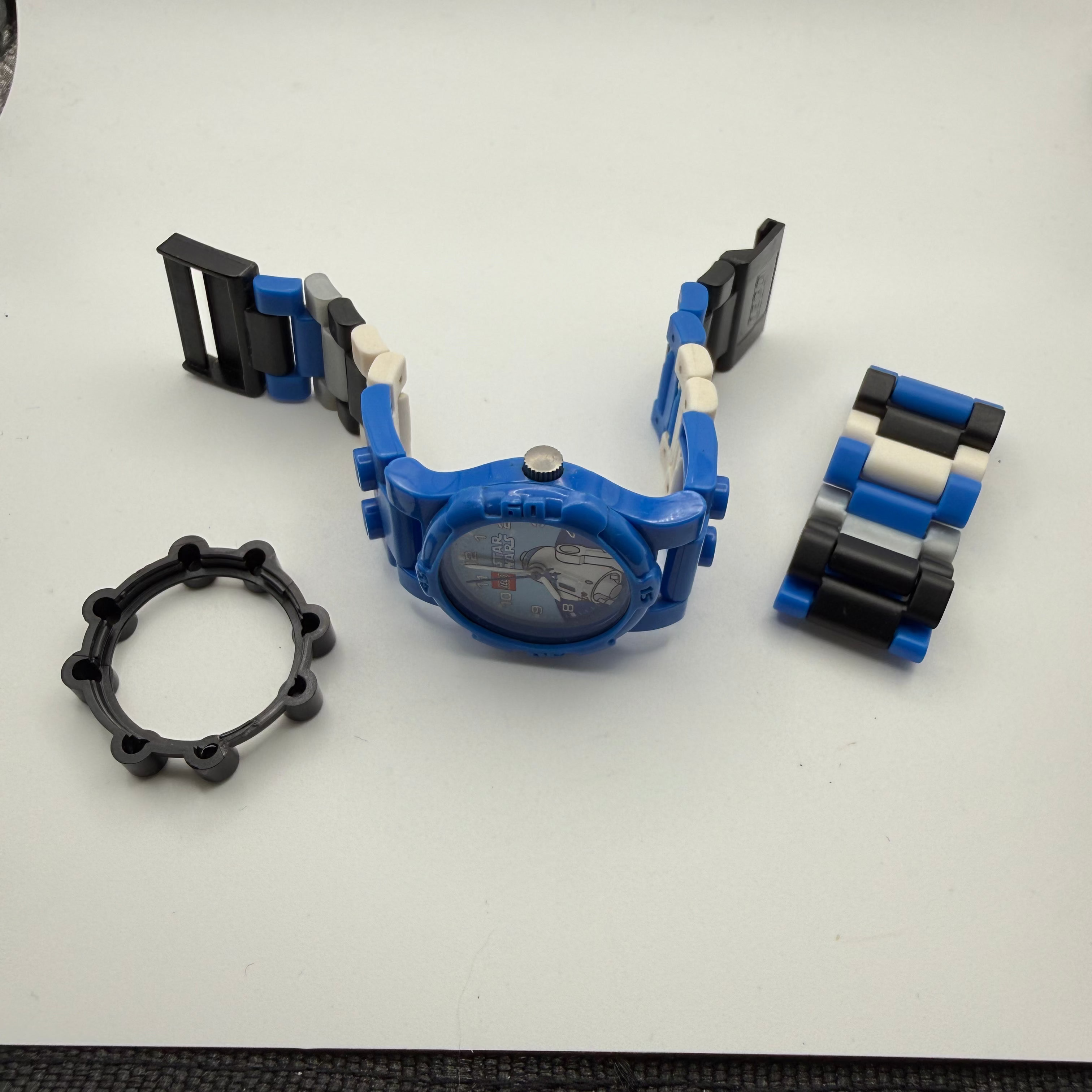 LEGO Star Wars R2-D2 Kids Watch – Blue – Original Box – New Battery – Unworn- £19.95