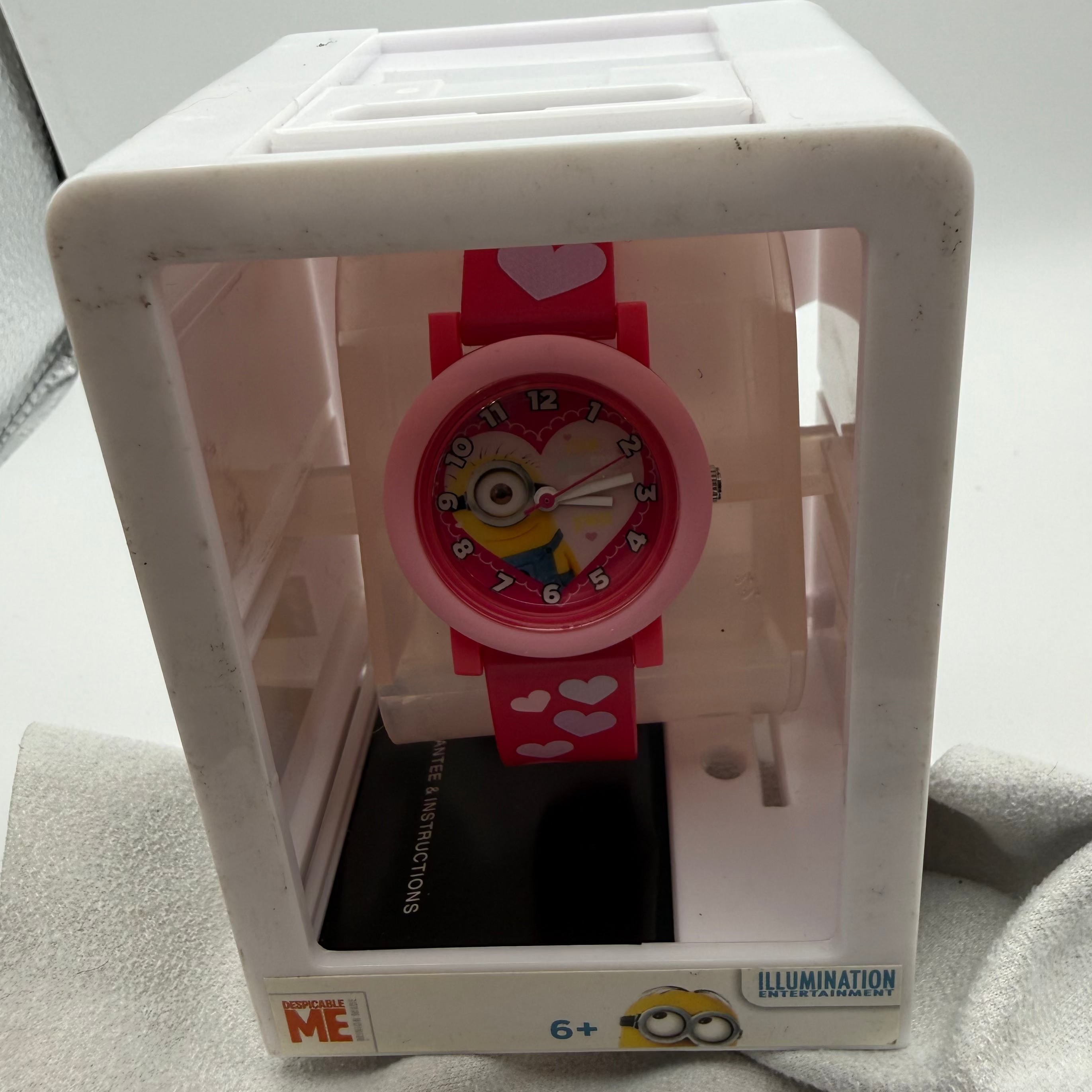 Minions “Love You” Children’s Watch – Pink Heart Strap- £4.99