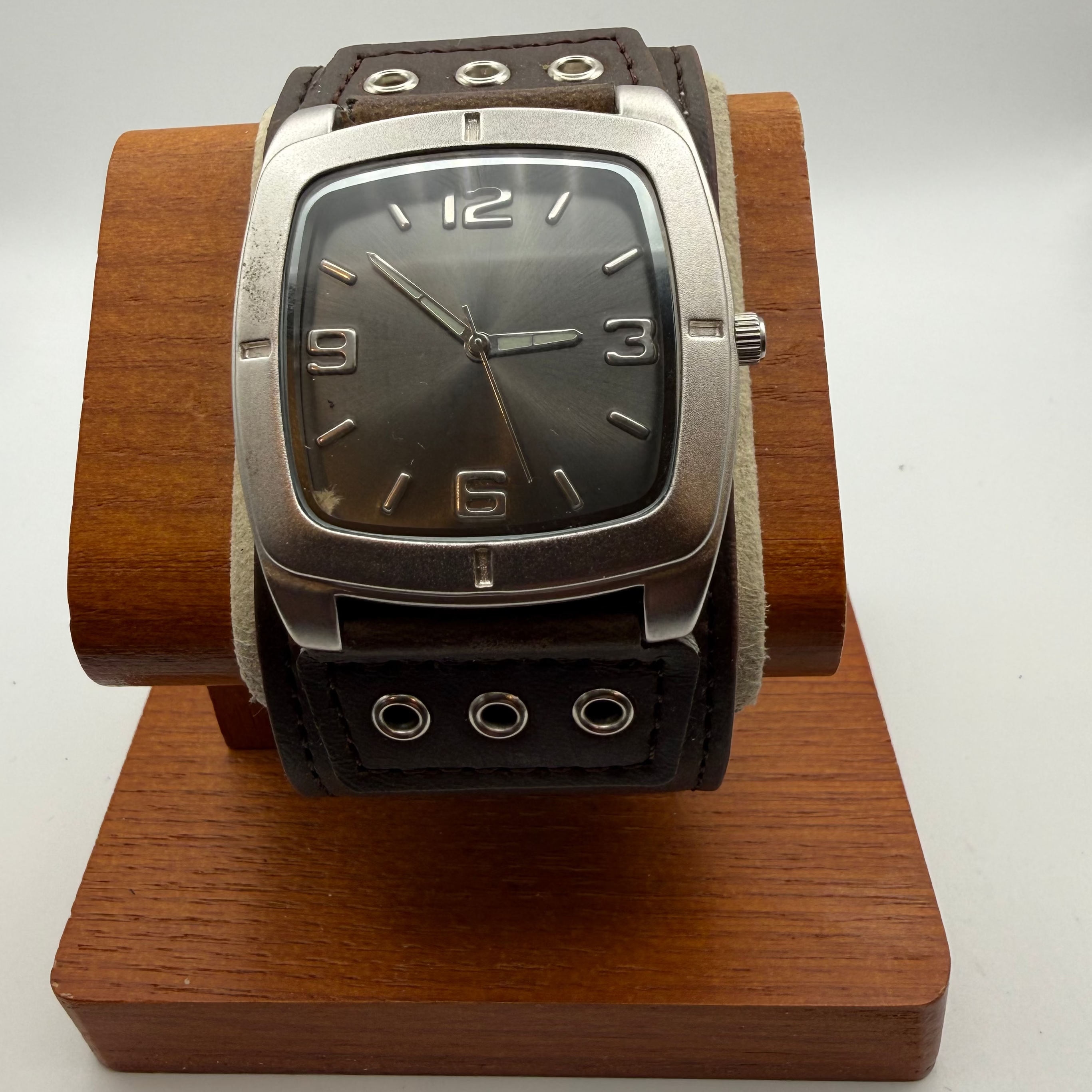 George Men’s Wide Strap Fashion Watch – Brown Leather Cuff Style- £4.99