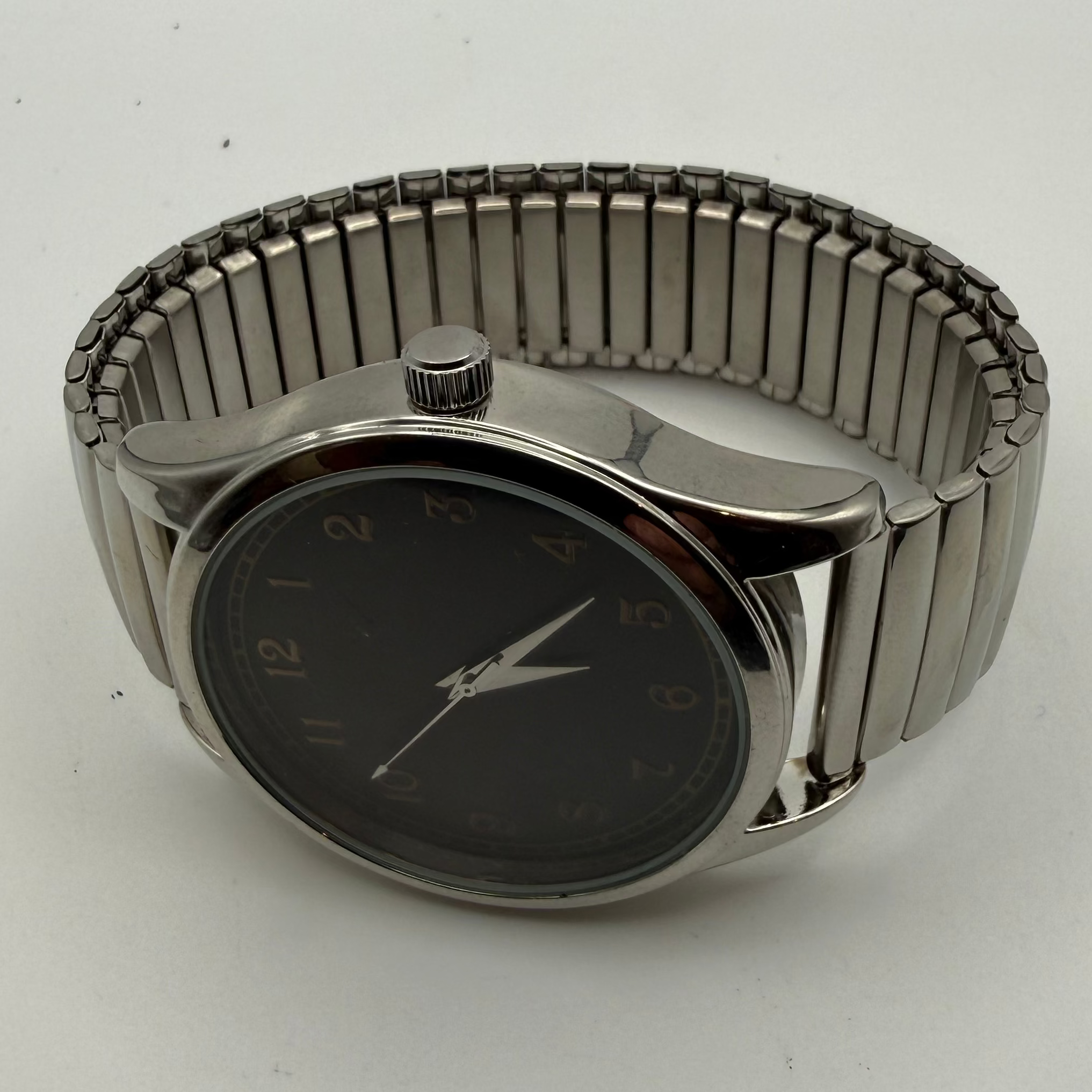 George Minimalist Black Dial Watch – Stainless Steel- £7.99