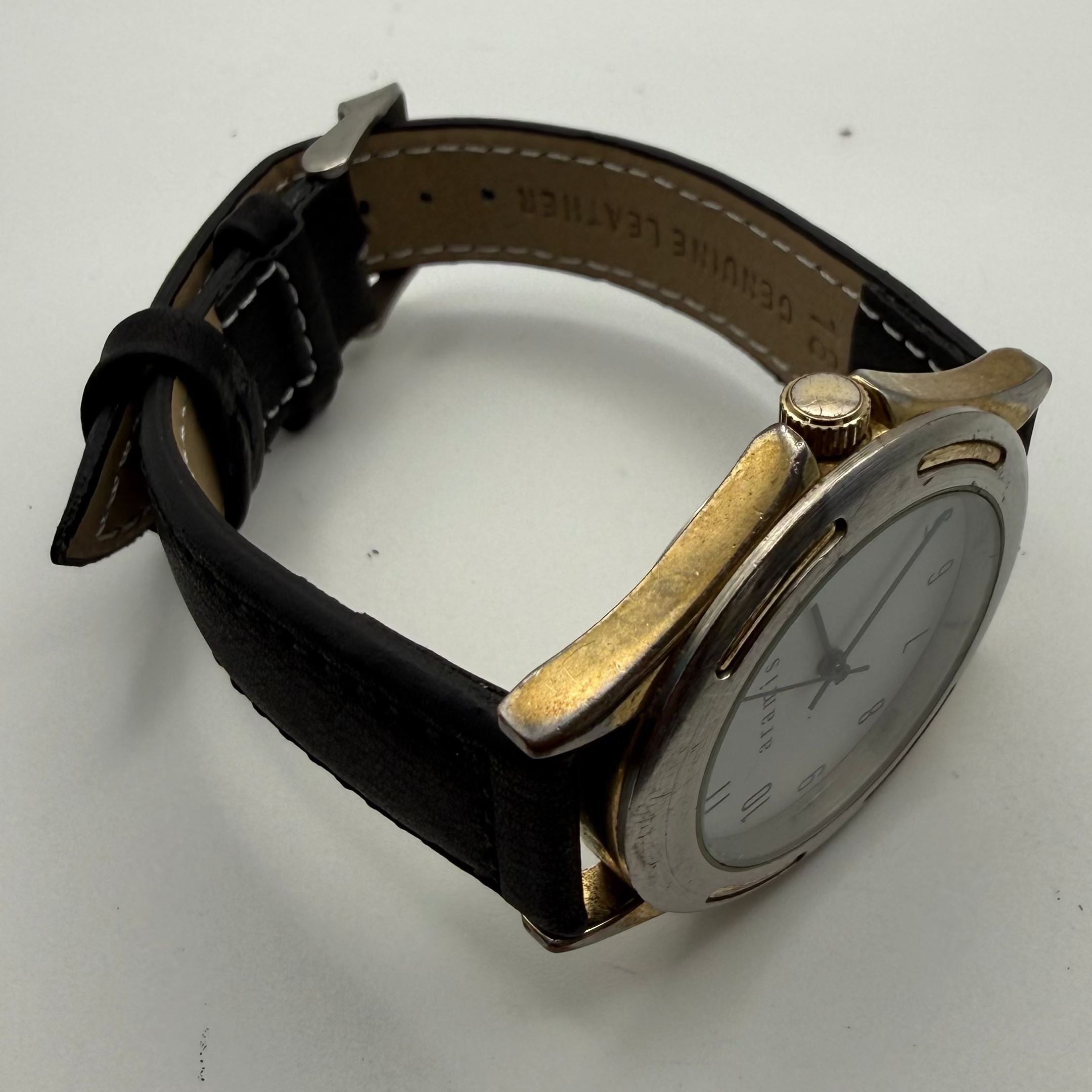 Aramis Classic Quartz Watch – Gold Tone | White Dial- £14.99