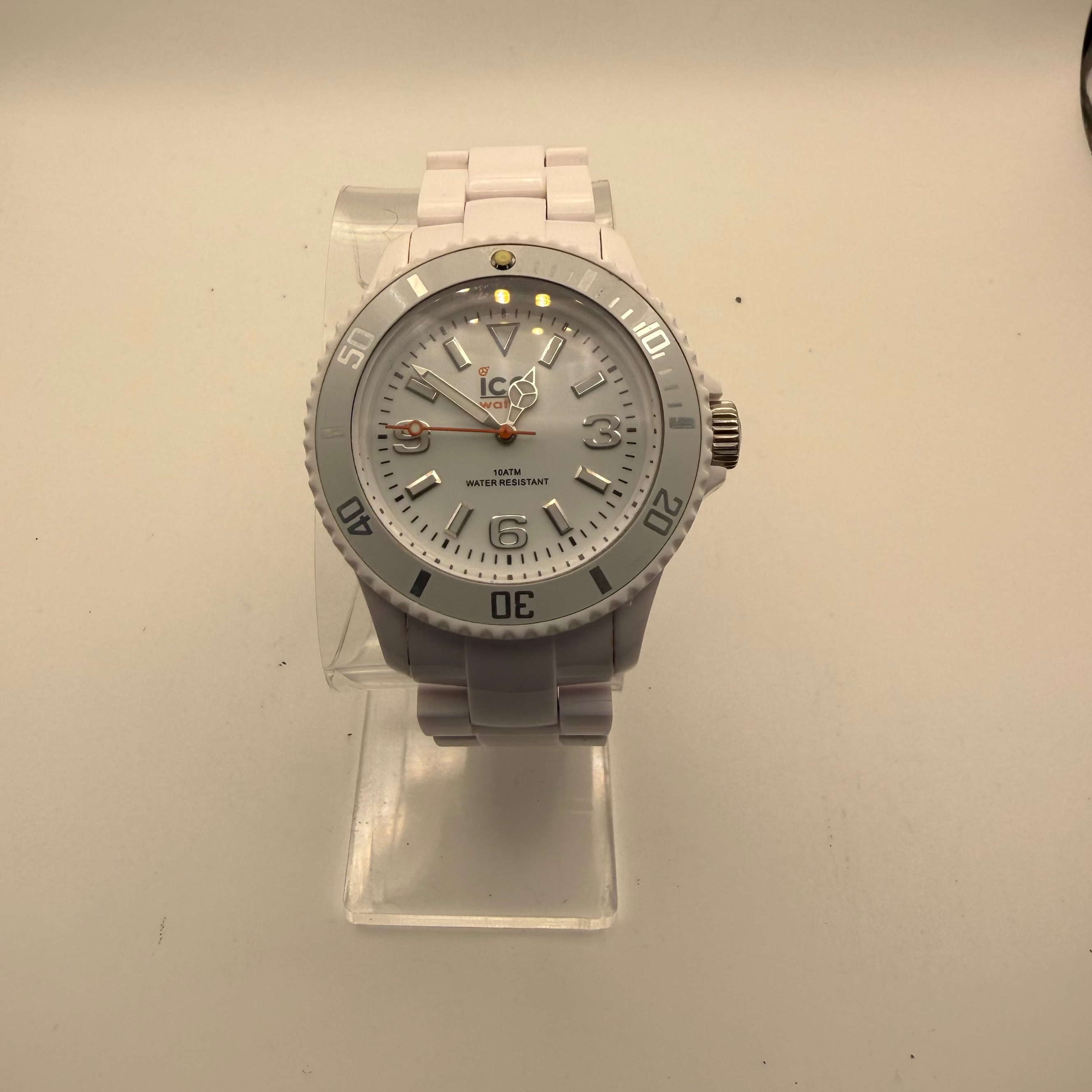 Ice-Watch White Silicone Strap Watch – Boxed – New Battery Fitted – As New- £29.95