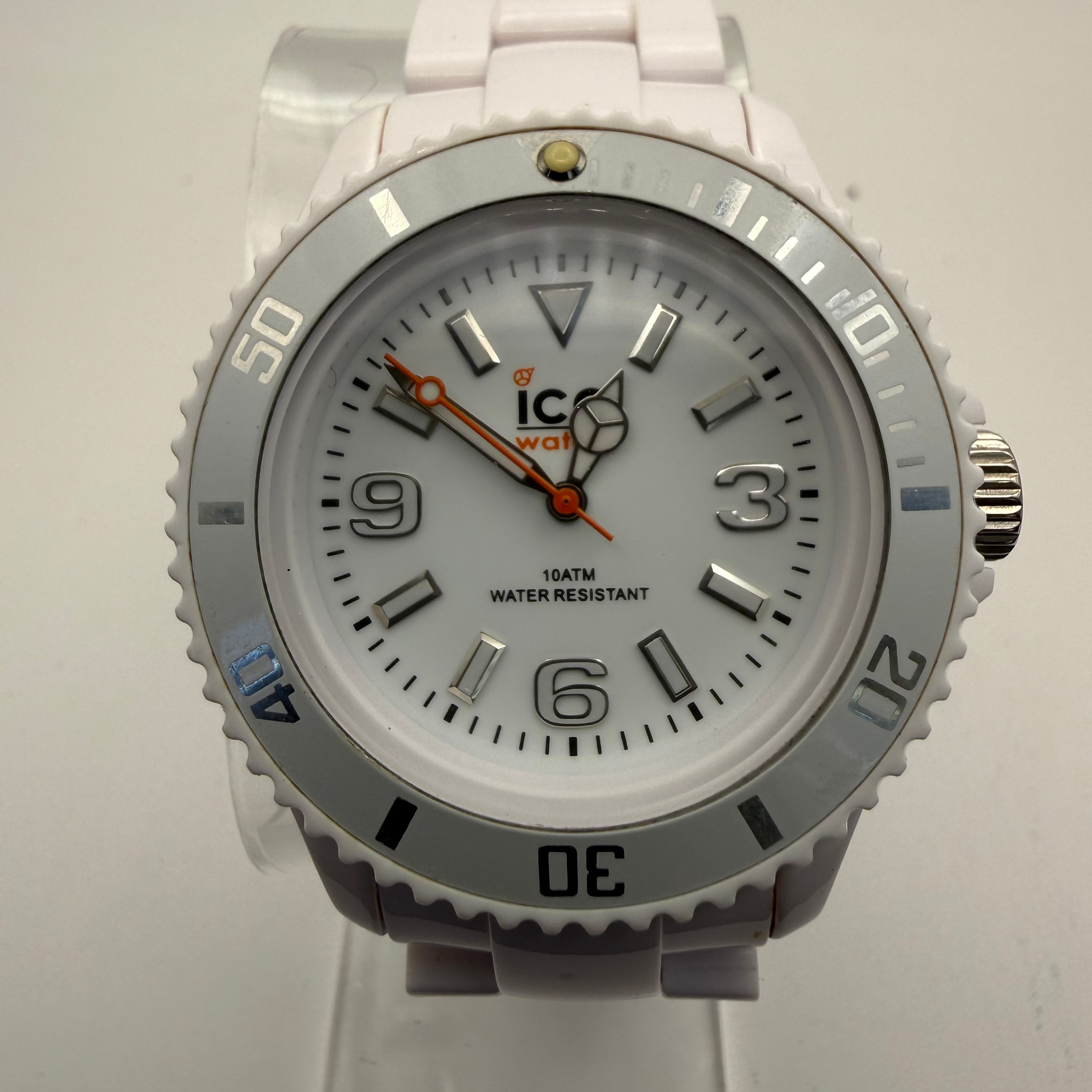 Ice-Watch White Silicone Strap Watch – Boxed – New Battery Fitted – As New- £29.95