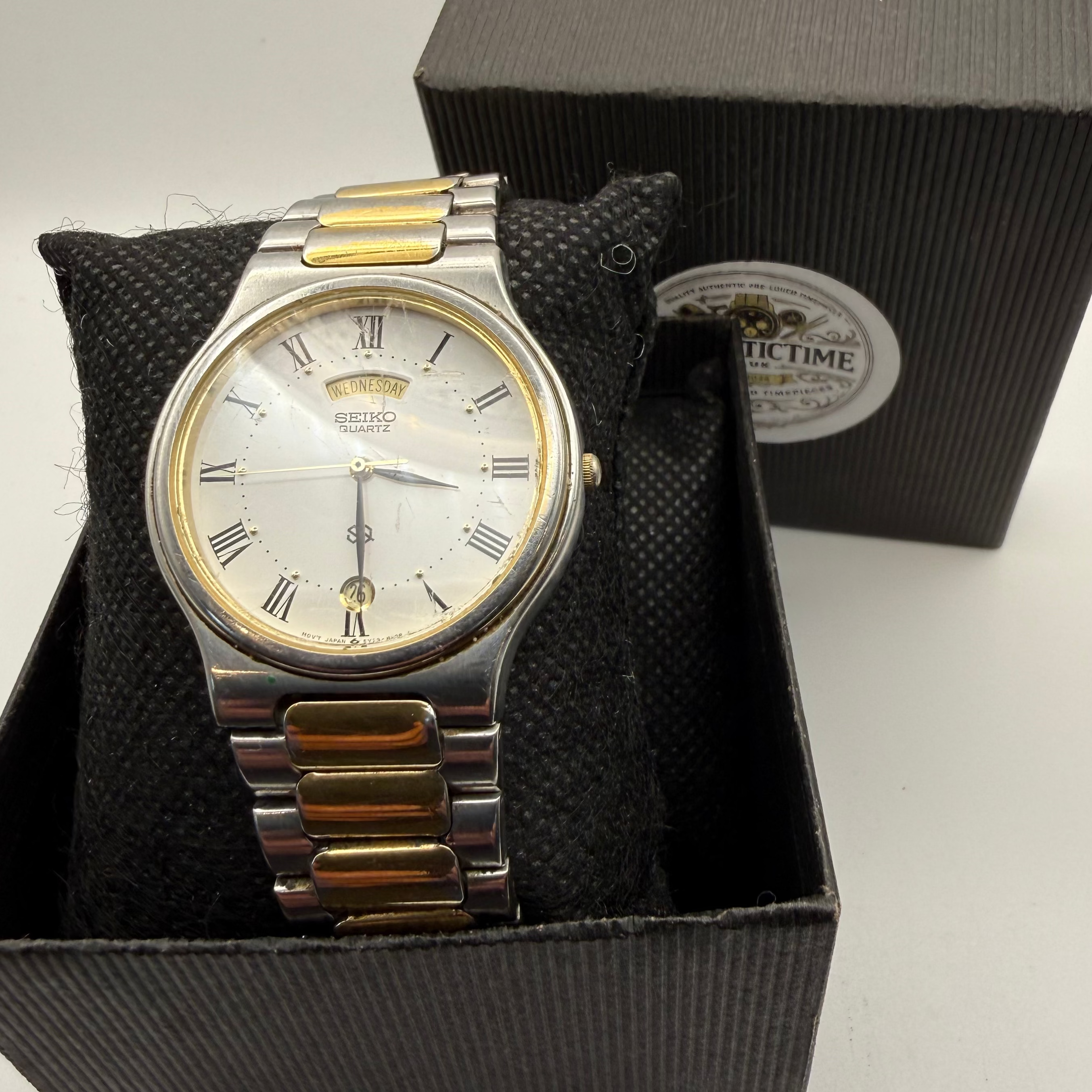 Seiko Quartz 5Y23-8203 Day Date Two-Tone White Roman Dial Watch- £69.99