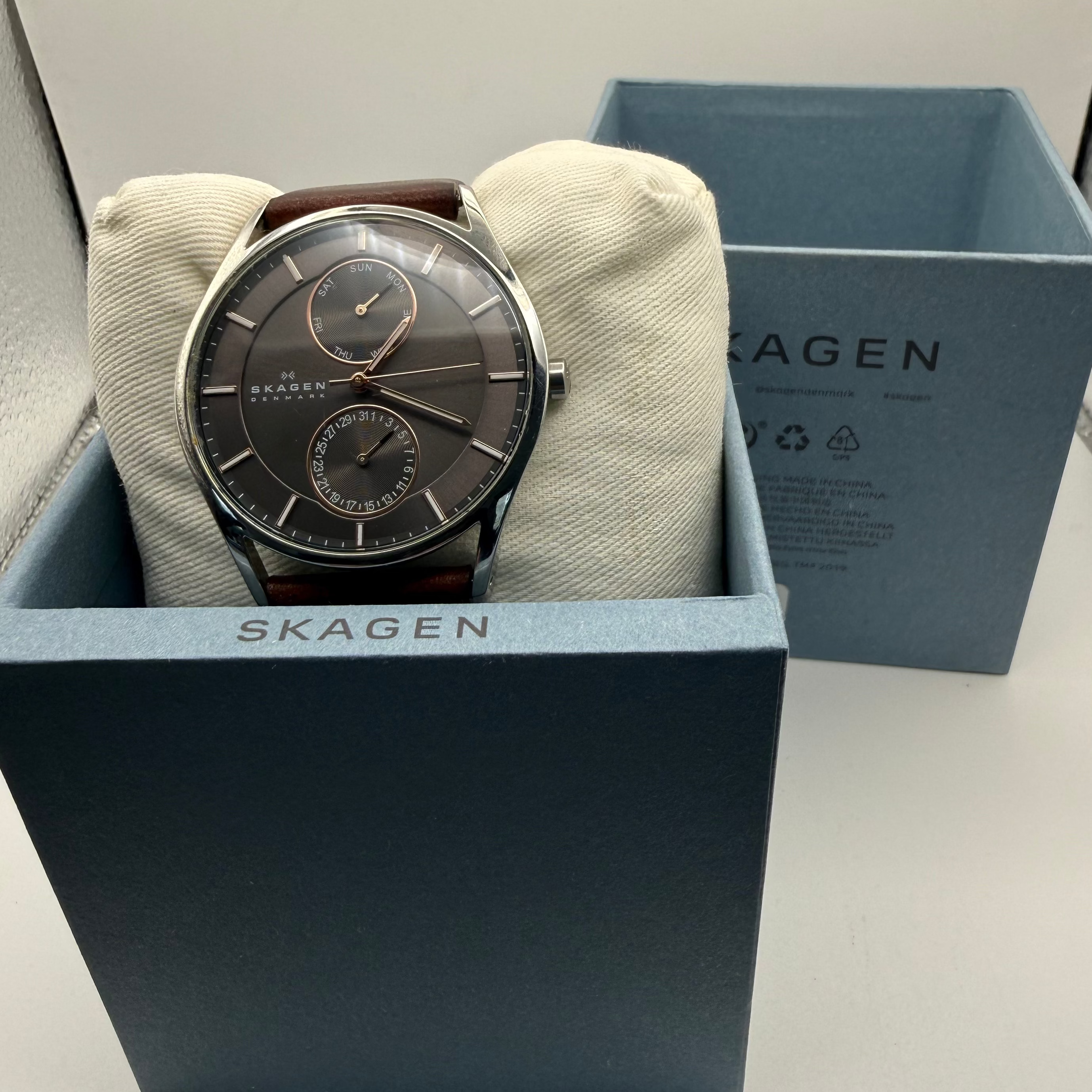 Skagen Denmark SKW6086 Multifunction Grey Dial Watch – Brown Leather Stra- £49.99