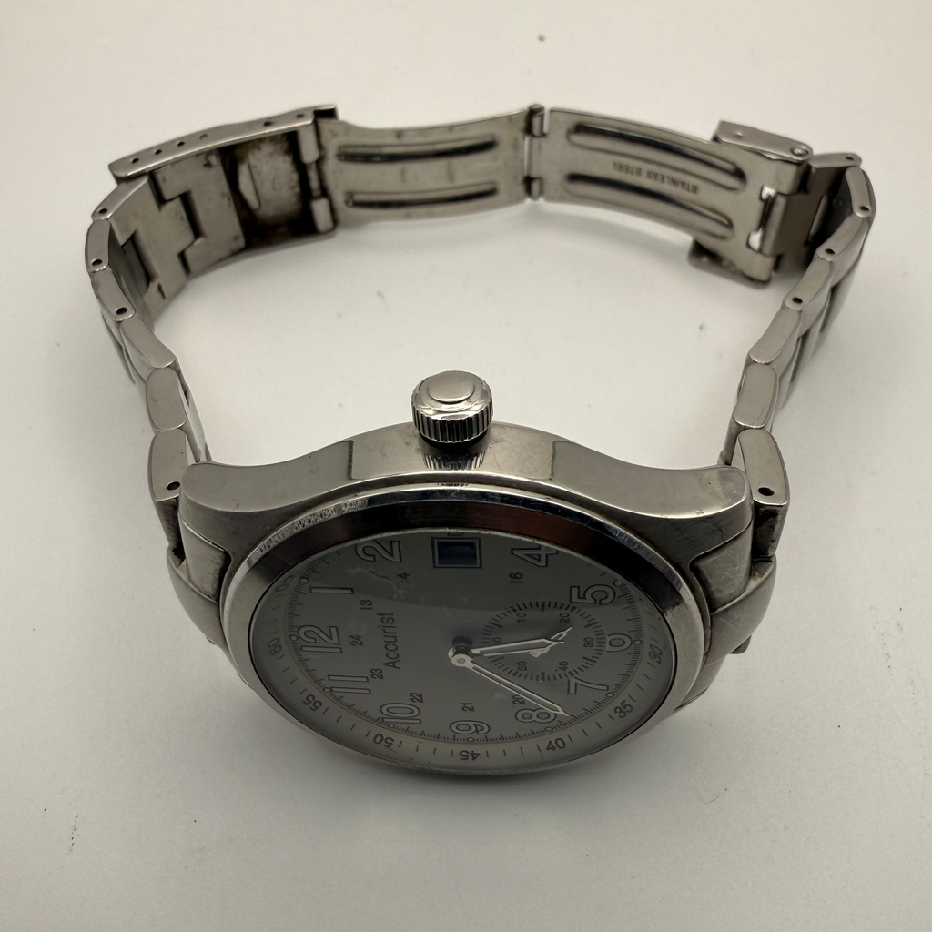 Accurist MB874 Stainless Steel Quartz Watch – White Dial, Small Seconds- £39.95