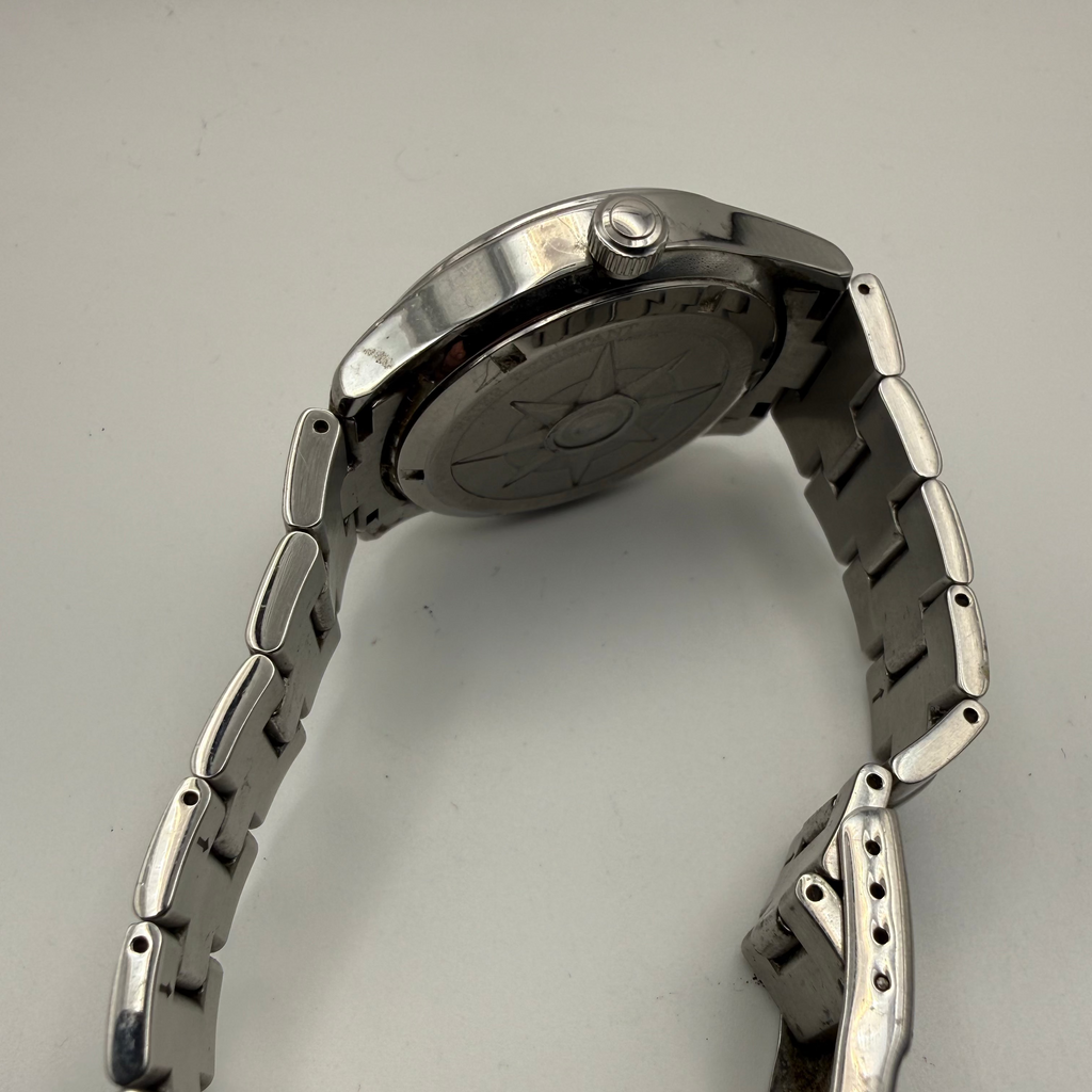 Accurist MB874 Stainless Steel Quartz Watch – White Dial, Small Seconds- £39.95