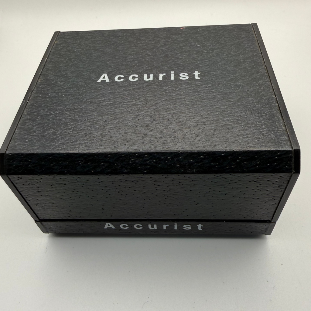 Accurist MB874 Stainless Steel Quartz Watch – White Dial, Small Seconds- £39.95