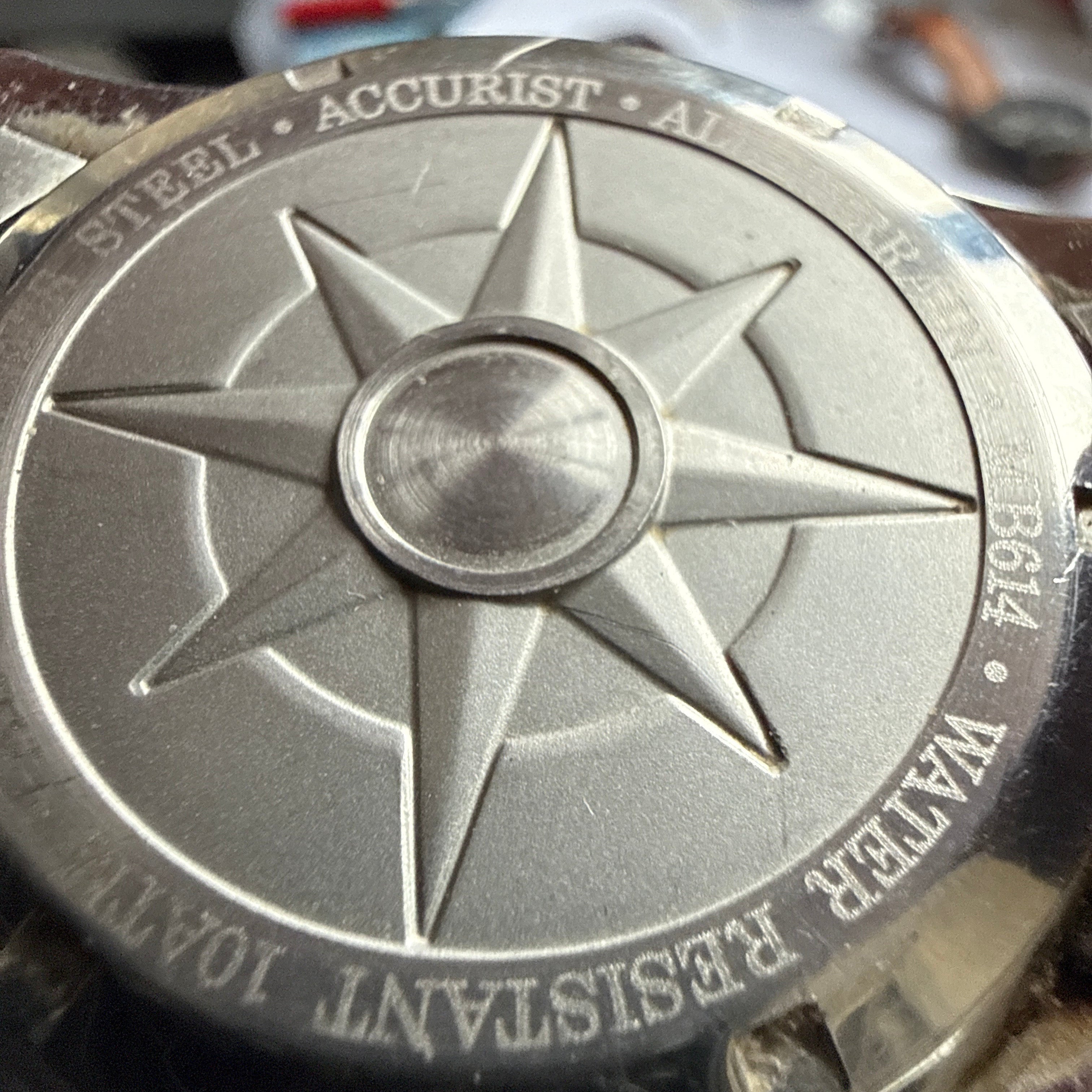 Accurist MB874 Stainless Steel Quartz Watch – White Dial, Small Seconds- £39.95