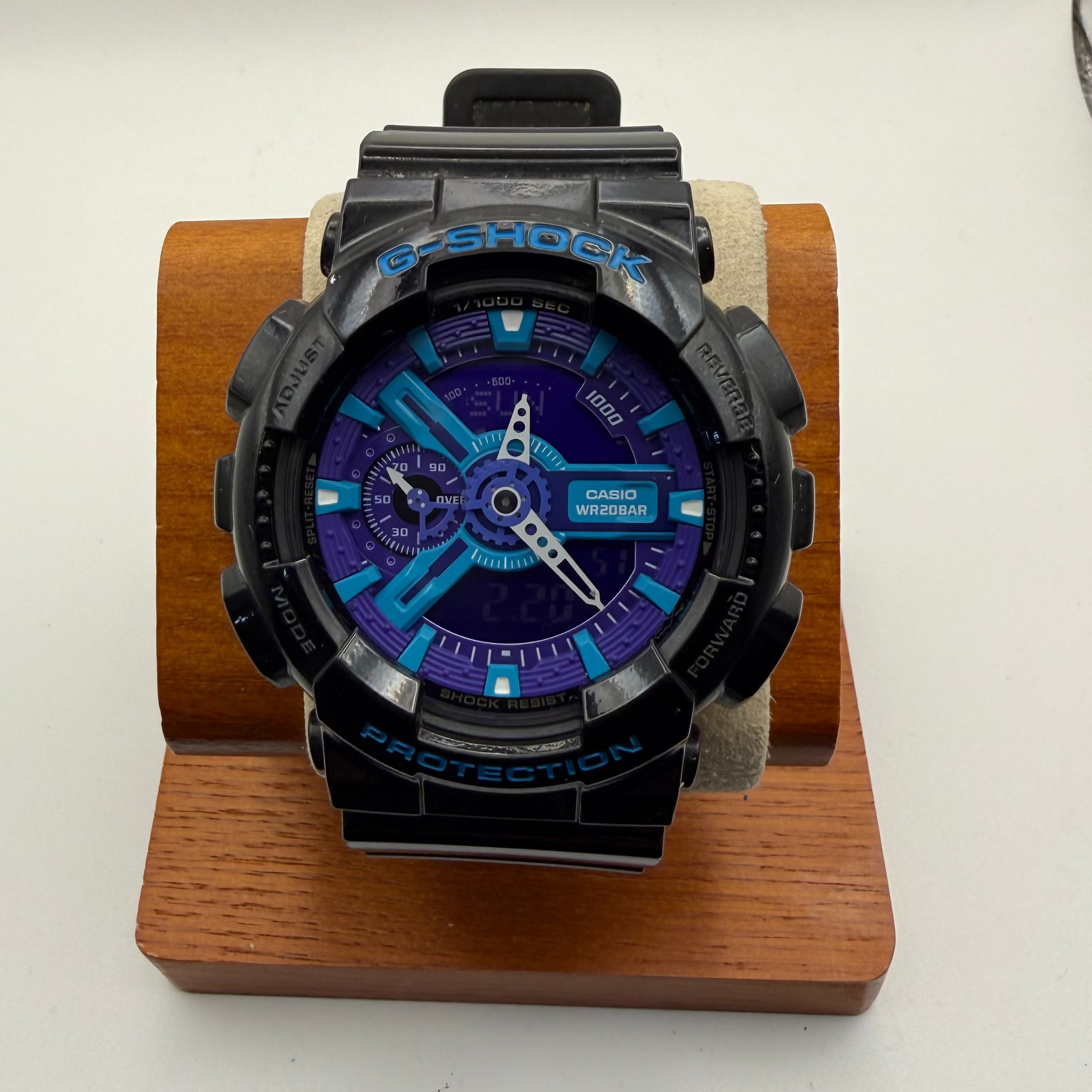 Casio G-Shock GA-110 Purple & Blue Ana-Digi Watch – Boxed- £49.99
