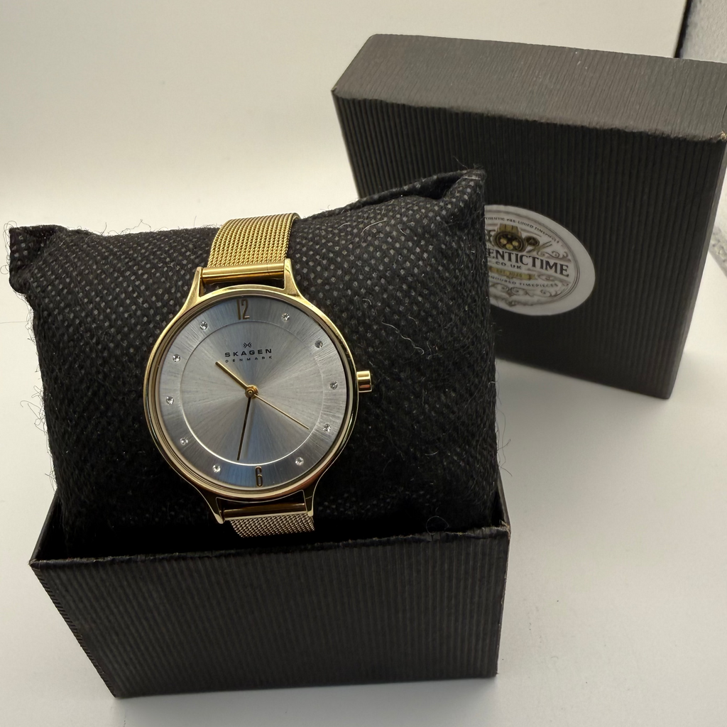 Skagen Denmark Ladies Gold Tone Mesh Bracelet Watch – Crystal Dial- £29.95