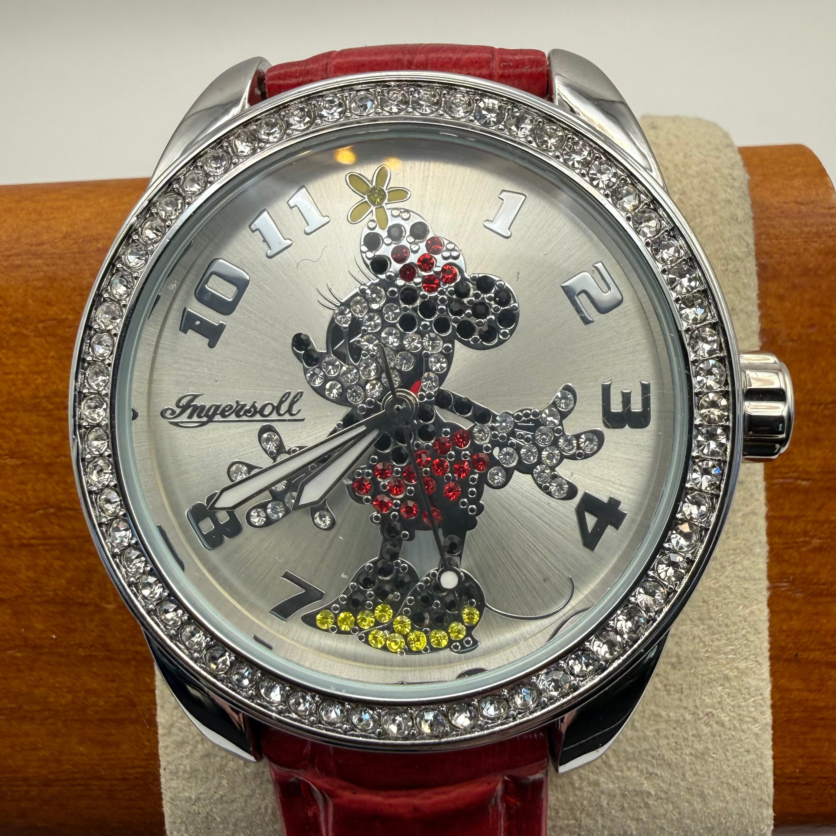 Disney Ingersoll Minnie Mouse Crystal Bezel Watch- £29.95