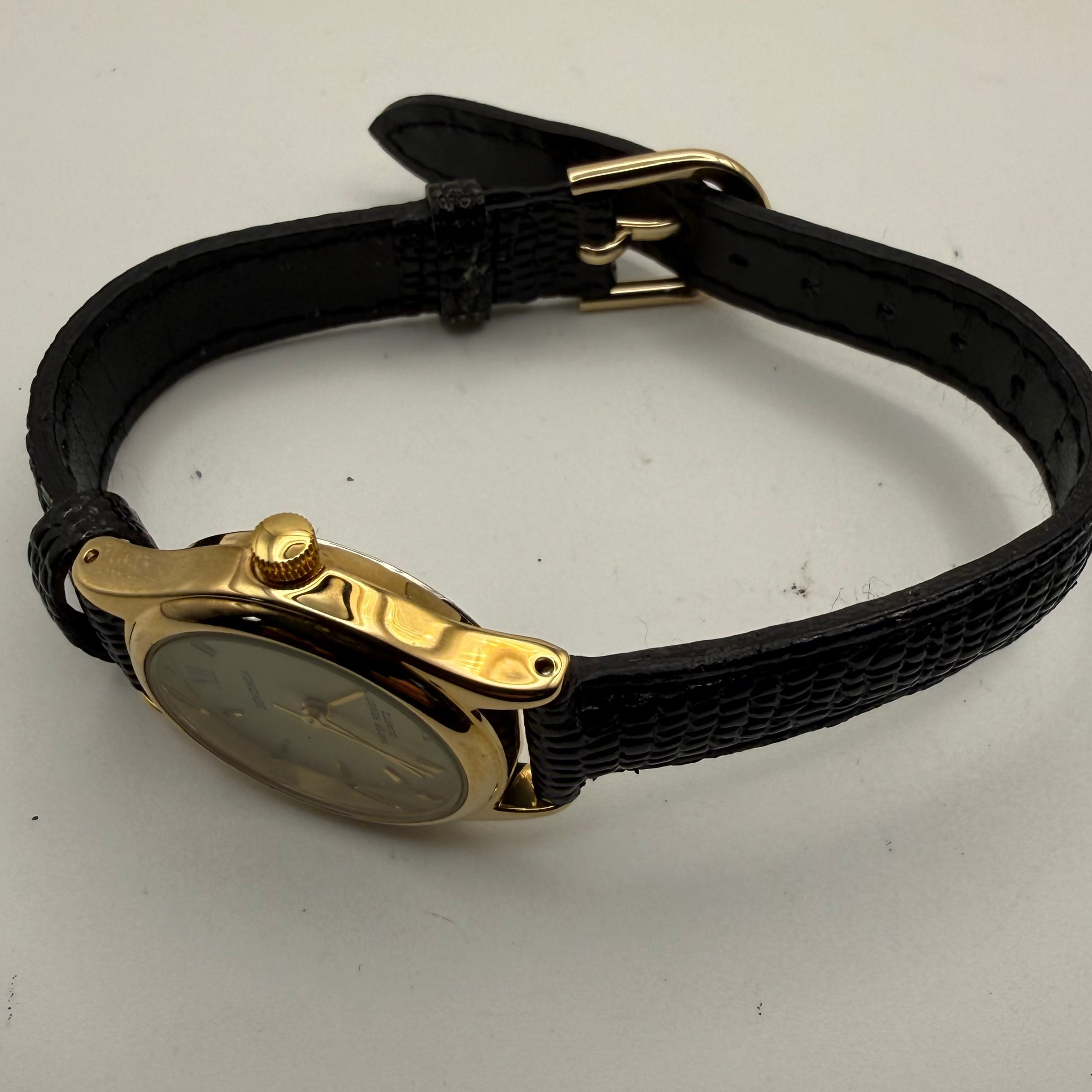 Sekonda Ladies Quartz Watch with Box – Gold Tone Cream Dial Black Strap- £14.99