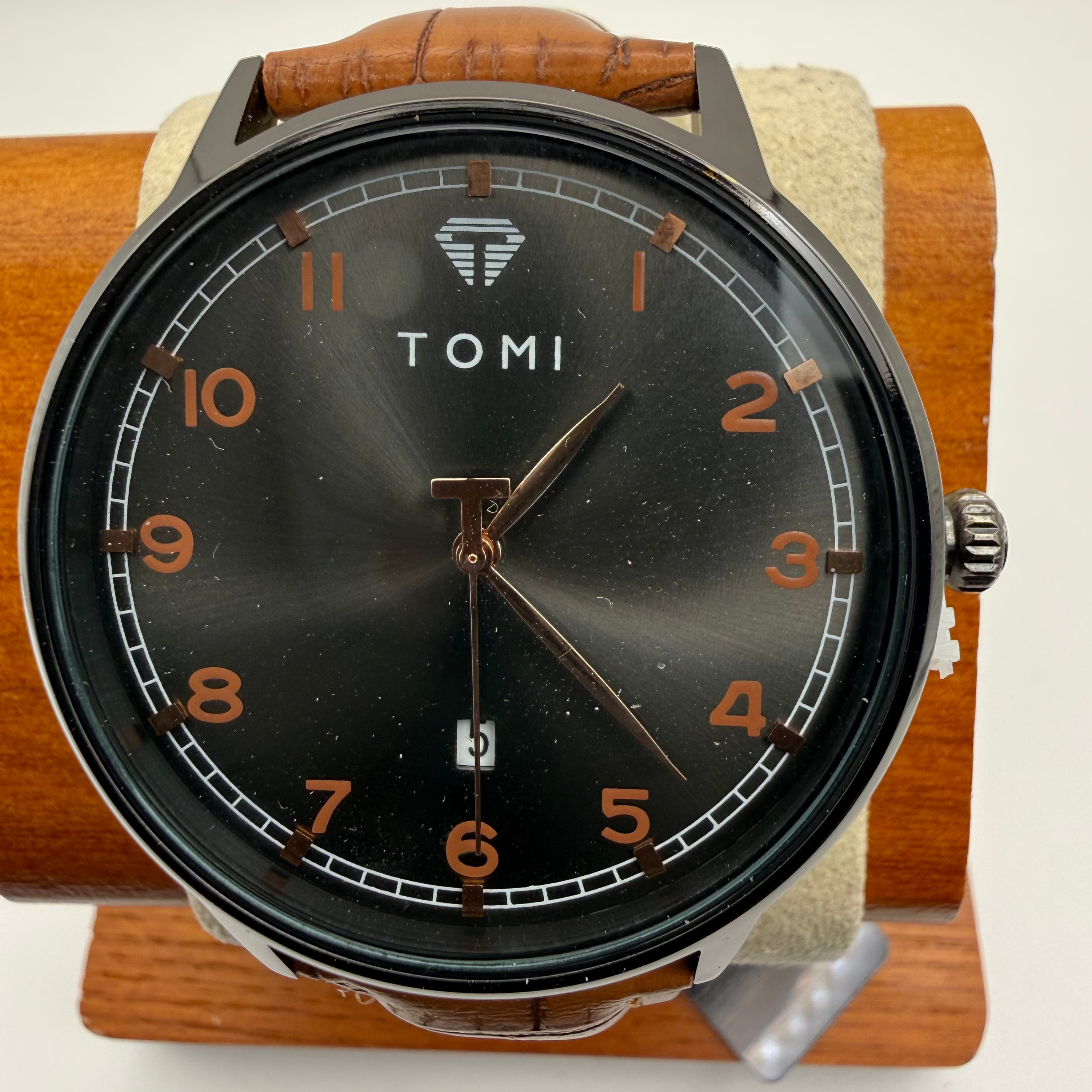 TOMI Black Dial Brown Strap Watch – New With Tags & Box- £19.99