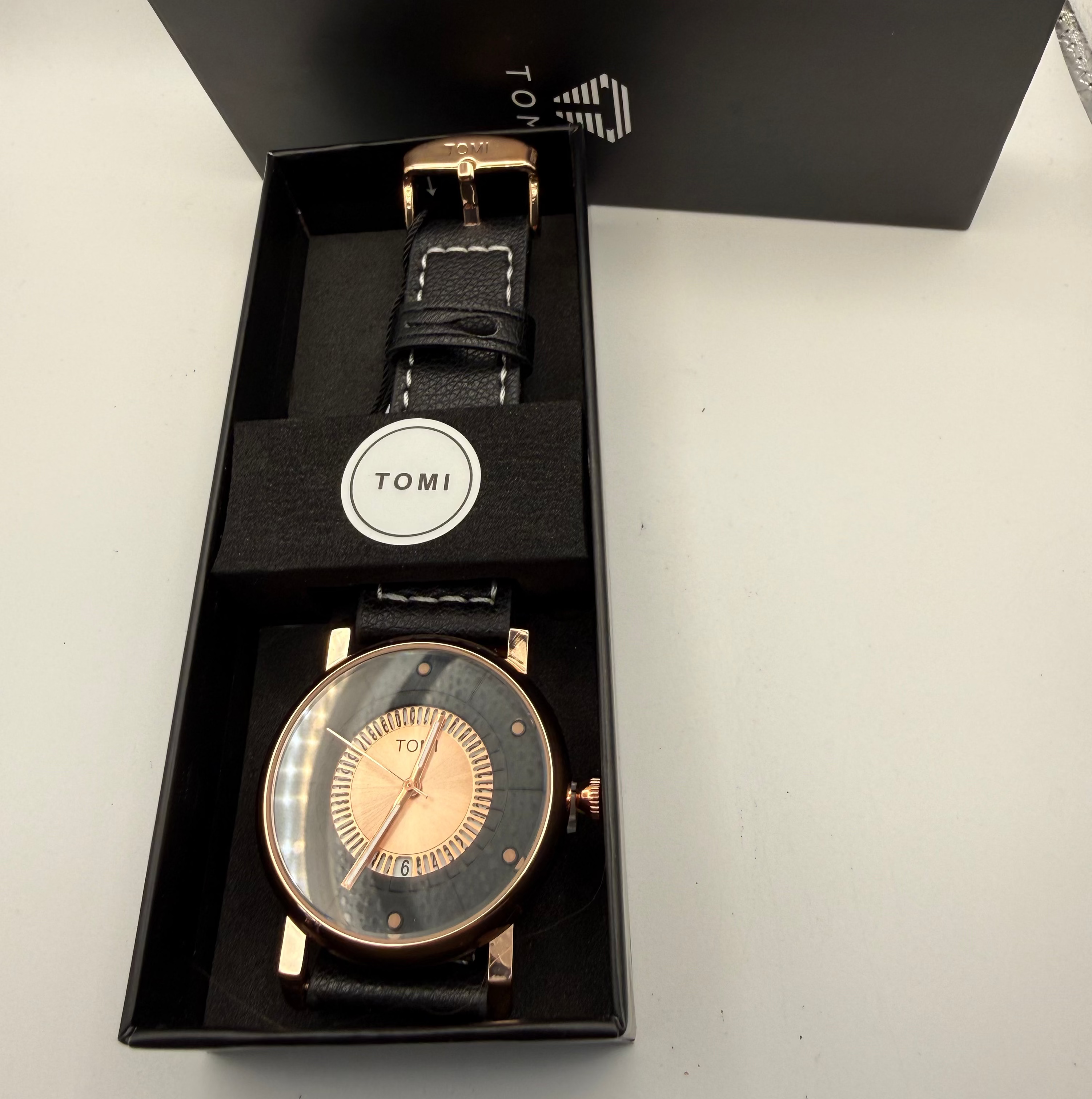 TOMI Simple Watches Rose Gold Tone Black Dial Watch- £19.99