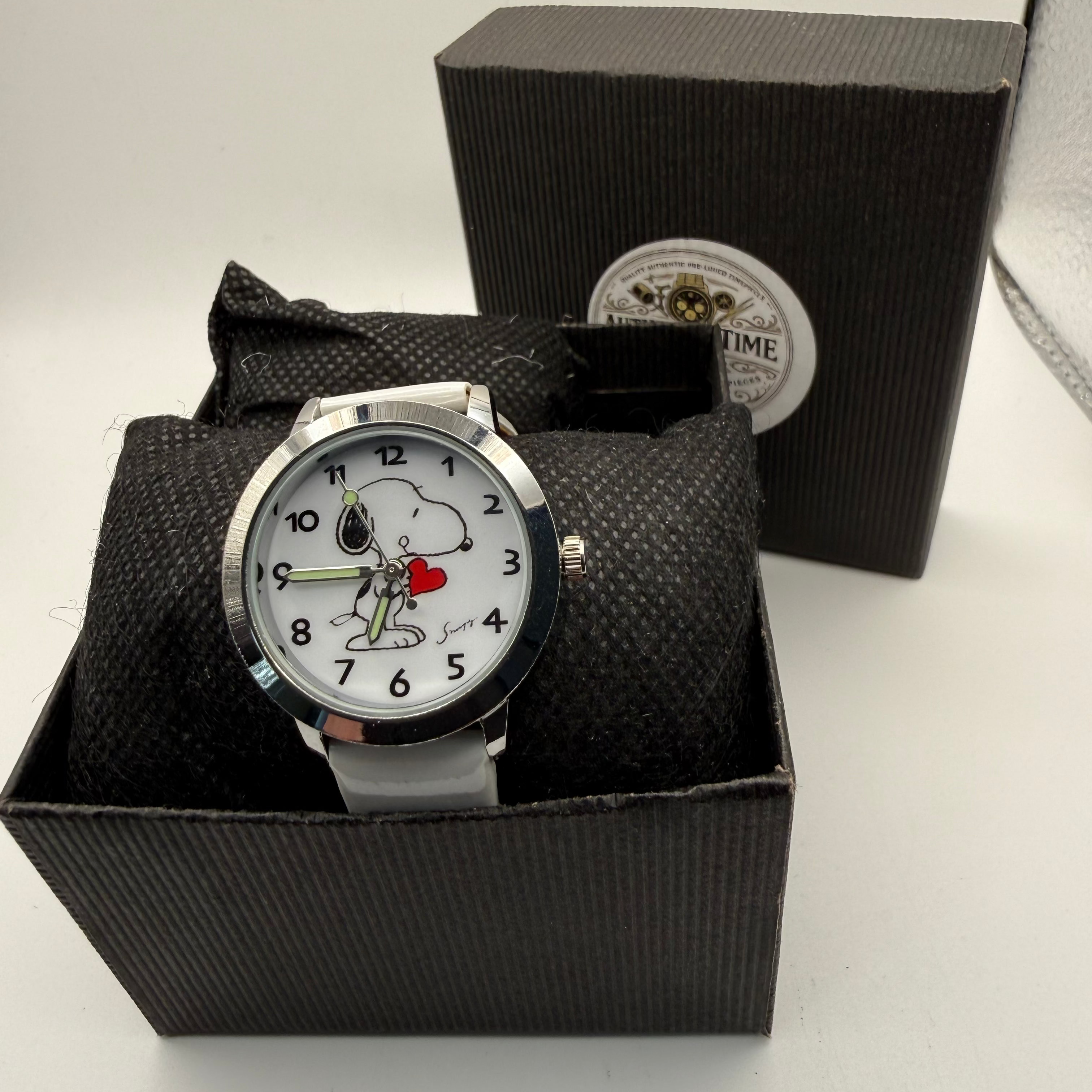 Snoopy Heart Dial Watch – White Strap – New with New Battery- £14.99