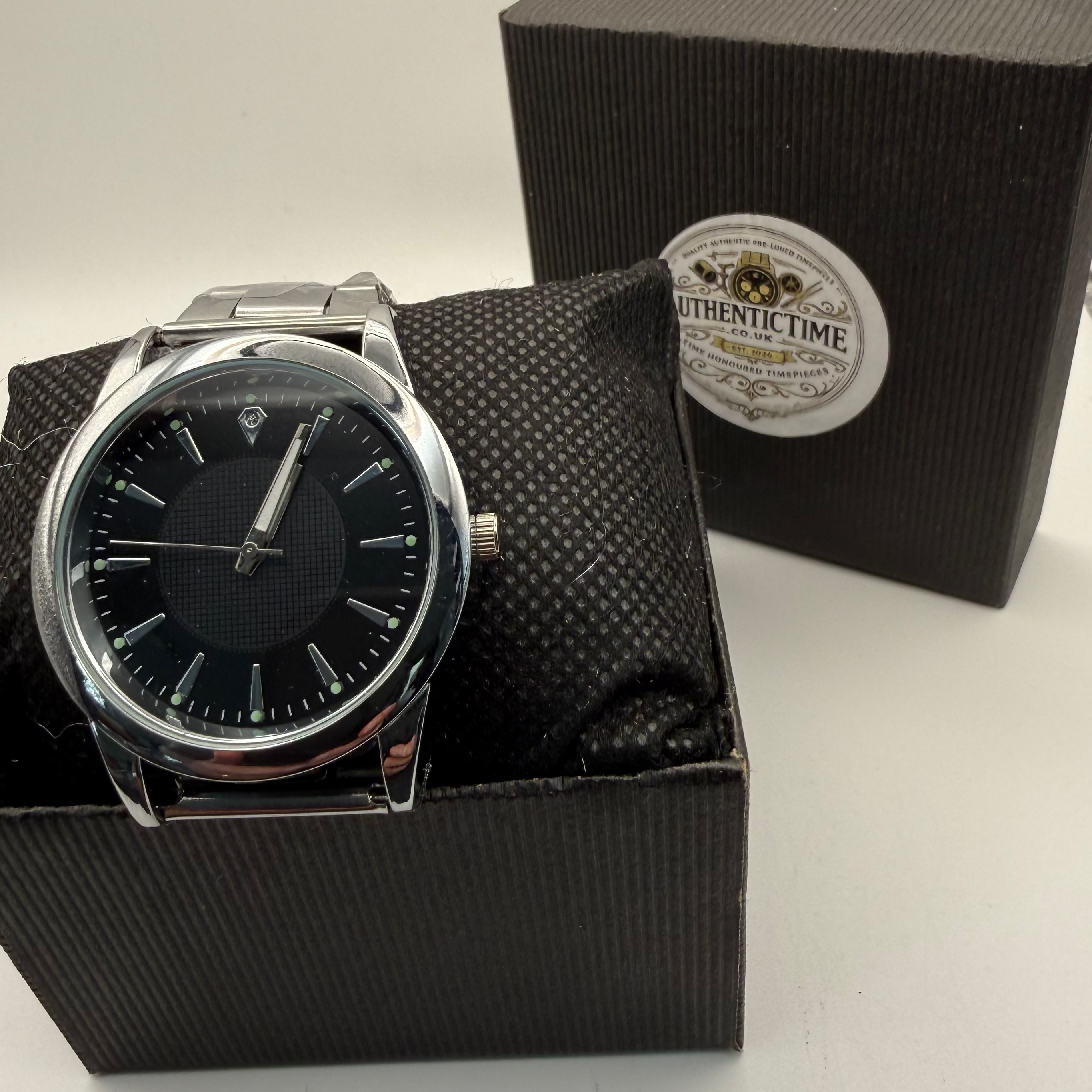 New Stainless Steel Black Dial Bracelet Watch- £7.99