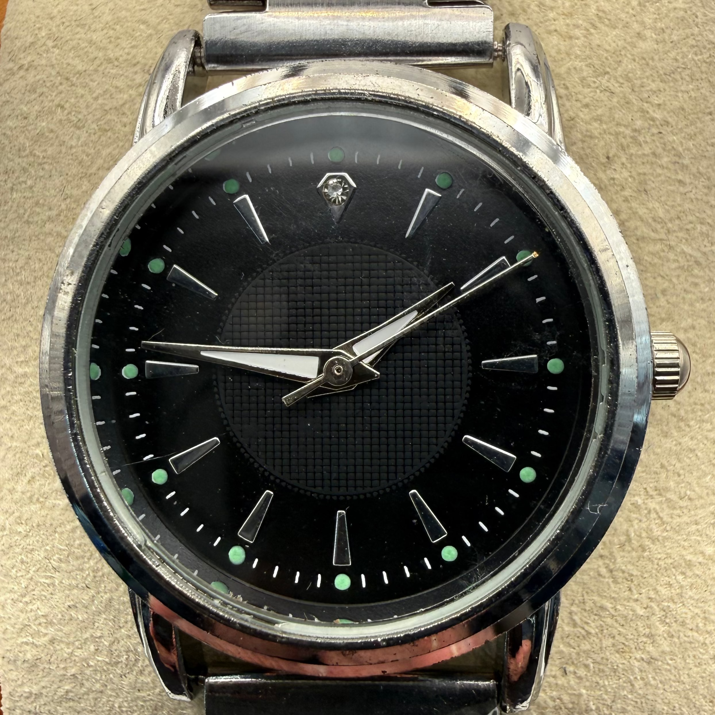 Classic Ladies Black Dial Stainless Steel Watch – Minimalist Dress Style (New)- £7.99