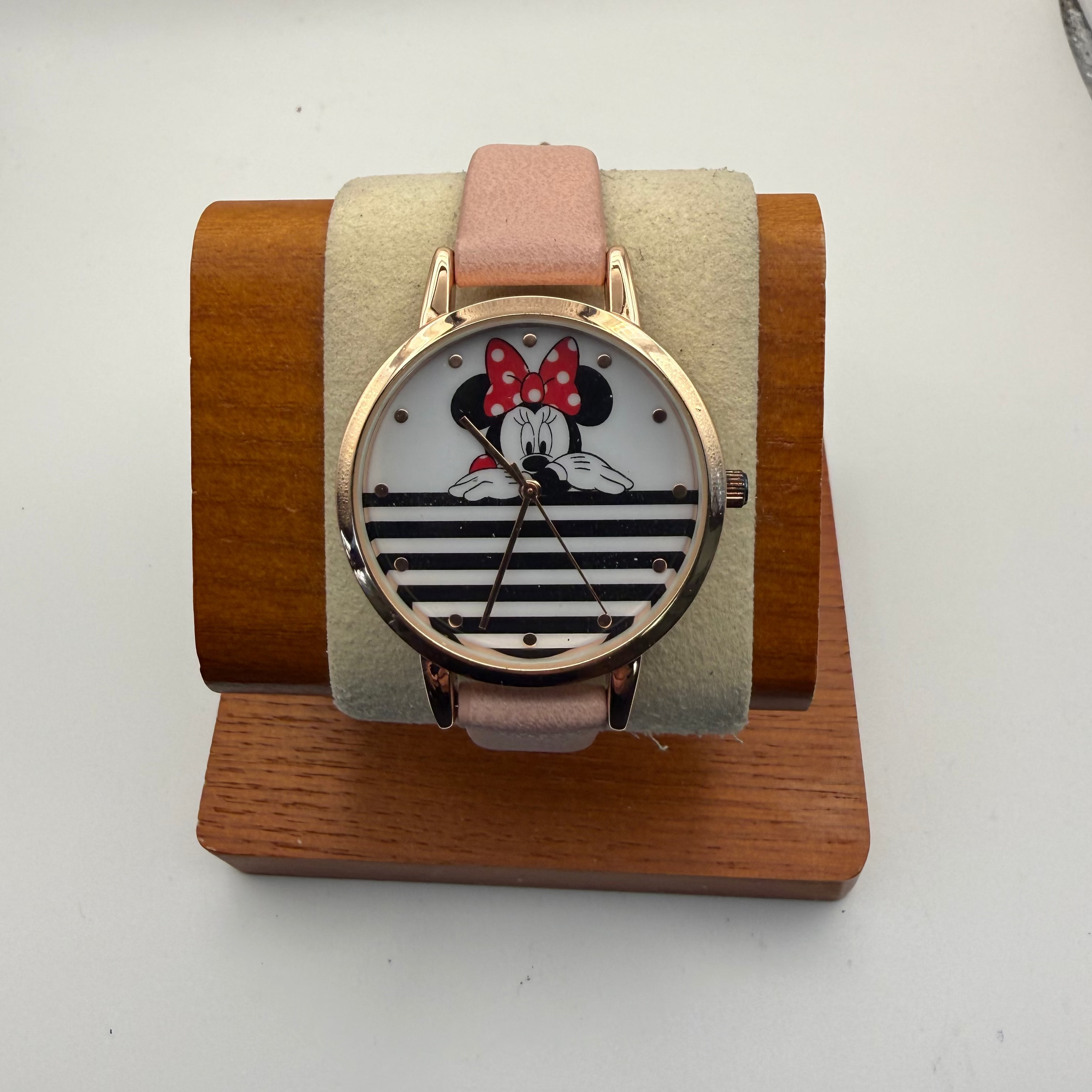 Disney Minnie Mouse Ladies Watch Rose Gold Pink Strap With Box- £19.99