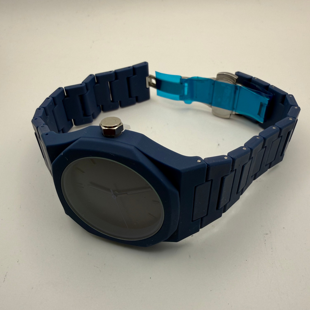 Minimalist Blue Matte Dial Watch – Integrated Strap- £24.99