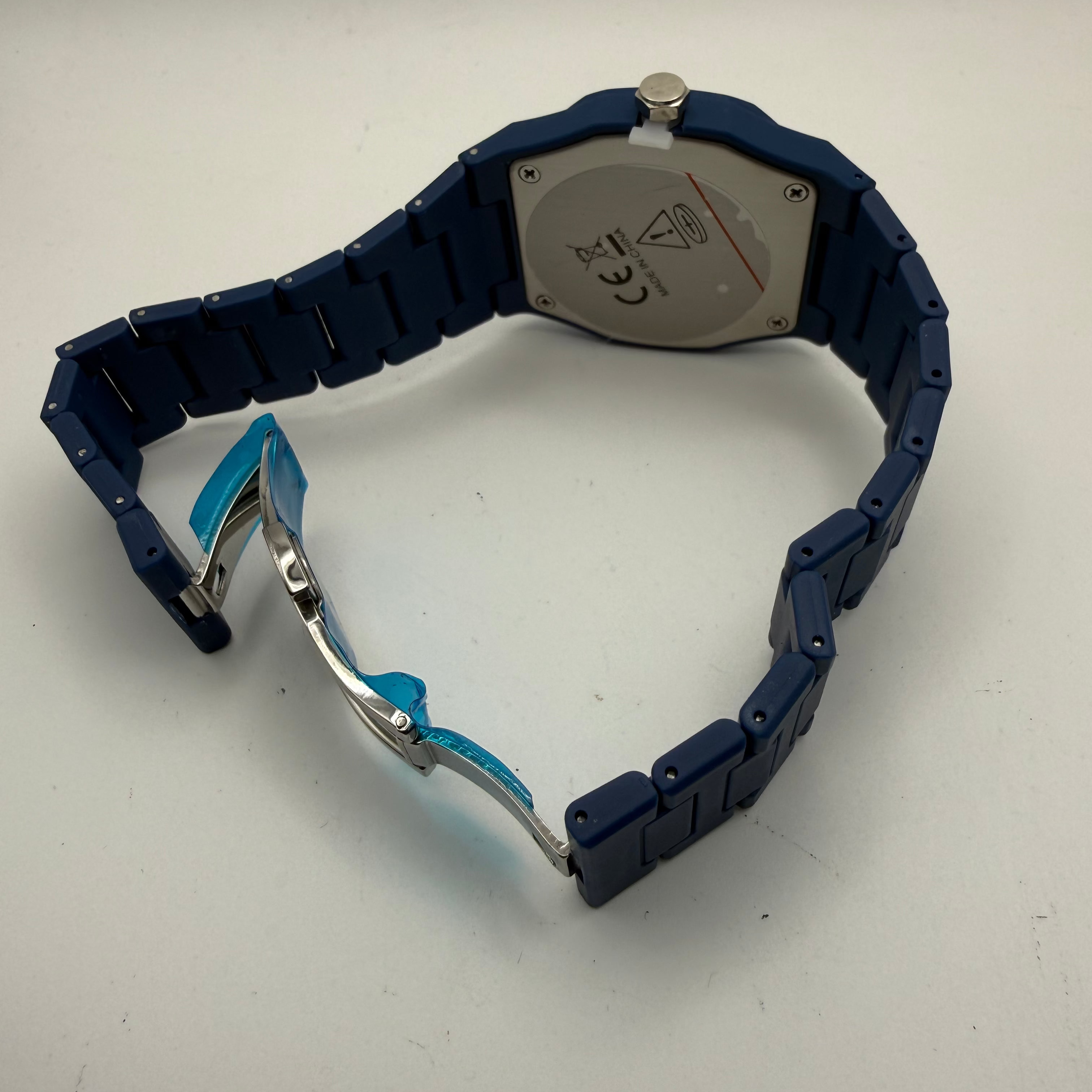 Minimalist Blue Matte Dial Watch – Integrated Strap- £24.99