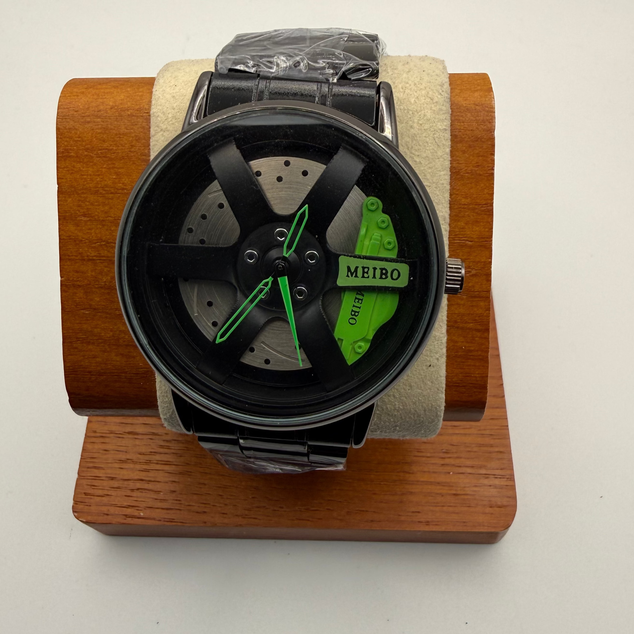 MEIBO Alloy Wheel Design Watch Black & Green – New In Box Statement Timepiece- £24.99