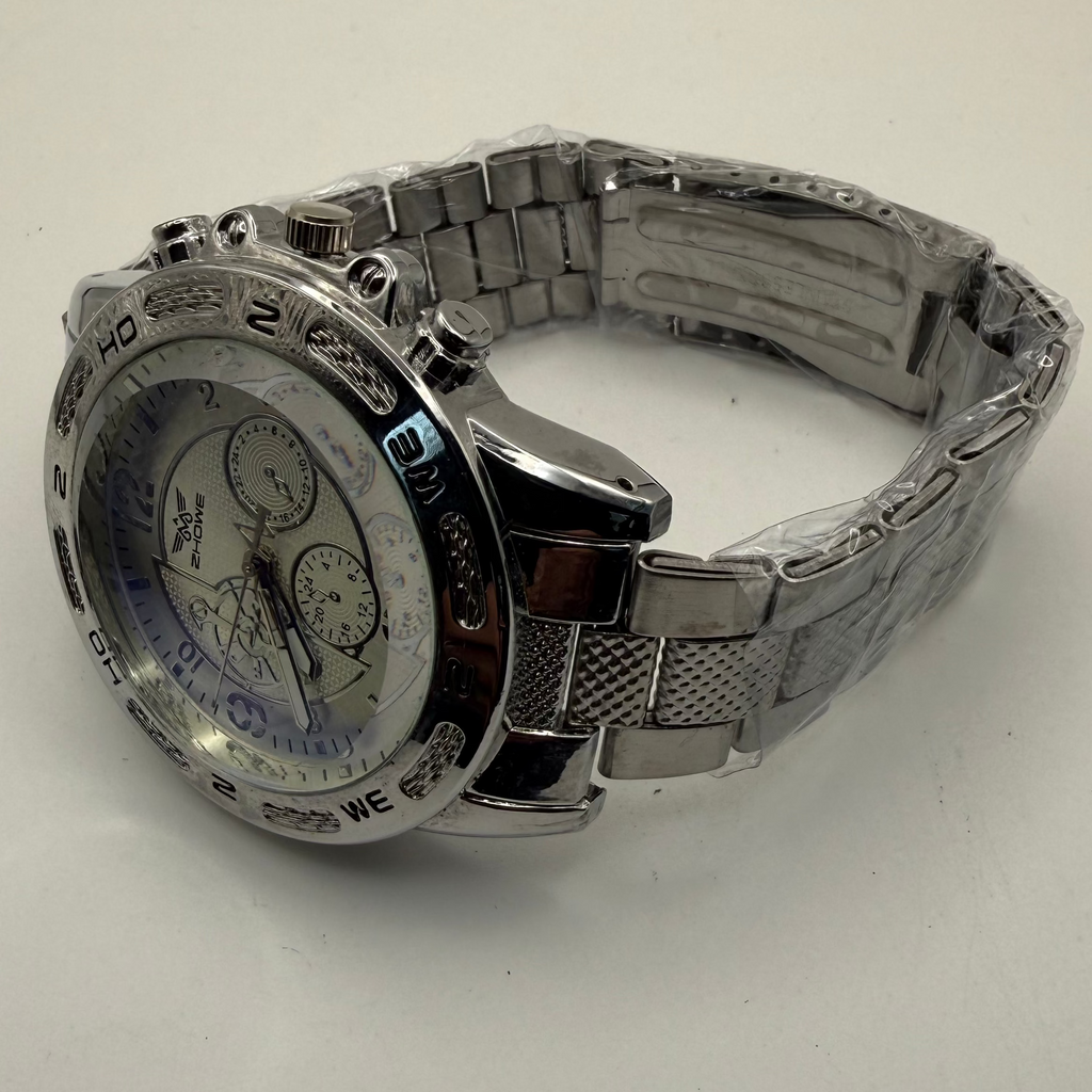 ZHOWE Silver Dial Chronograph Style Quartz Watch – Stainless Steel Bracele- £14.99