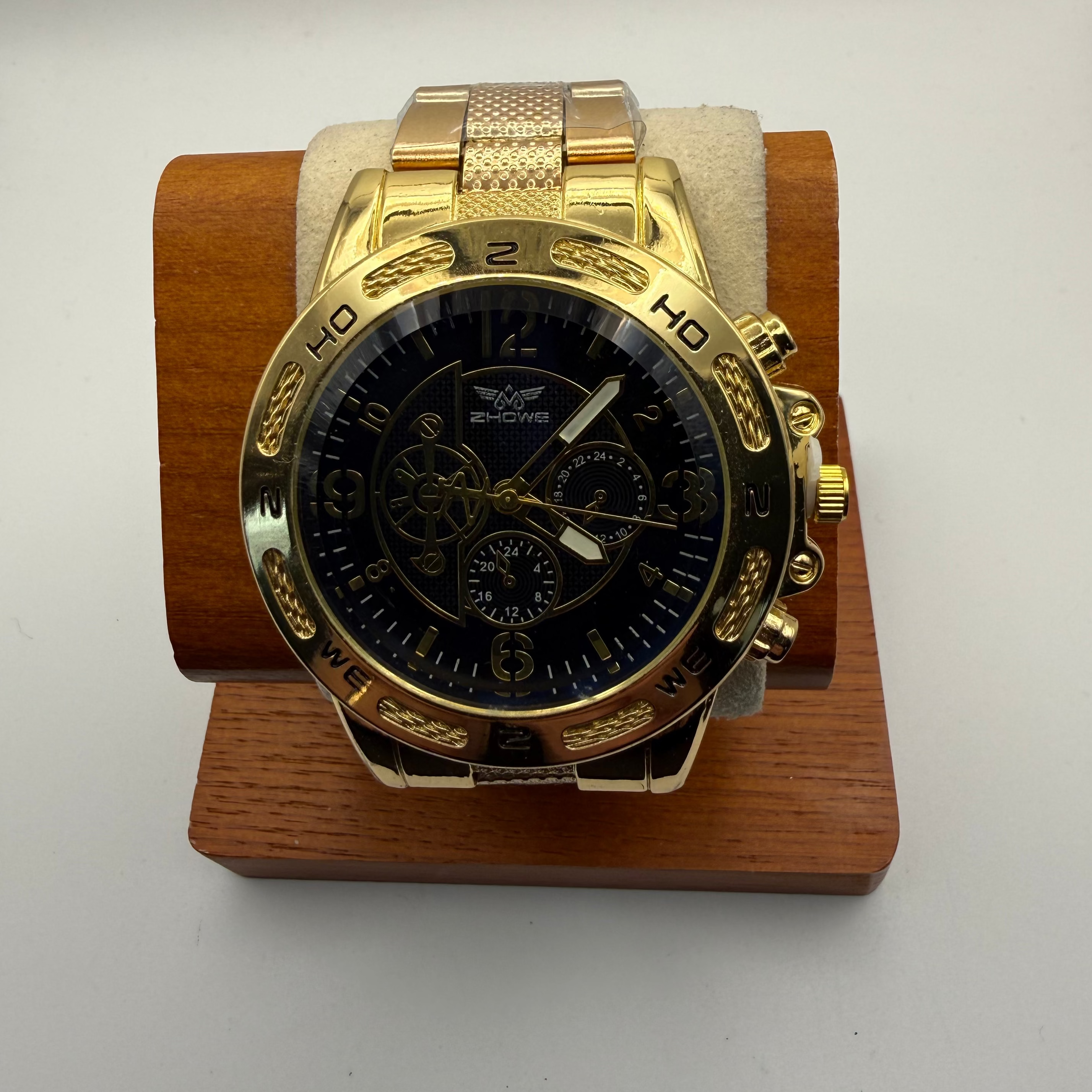 Zhowe Gold Tone Multi-Dial Quartz Watch – New with Presentation Box- £14.99