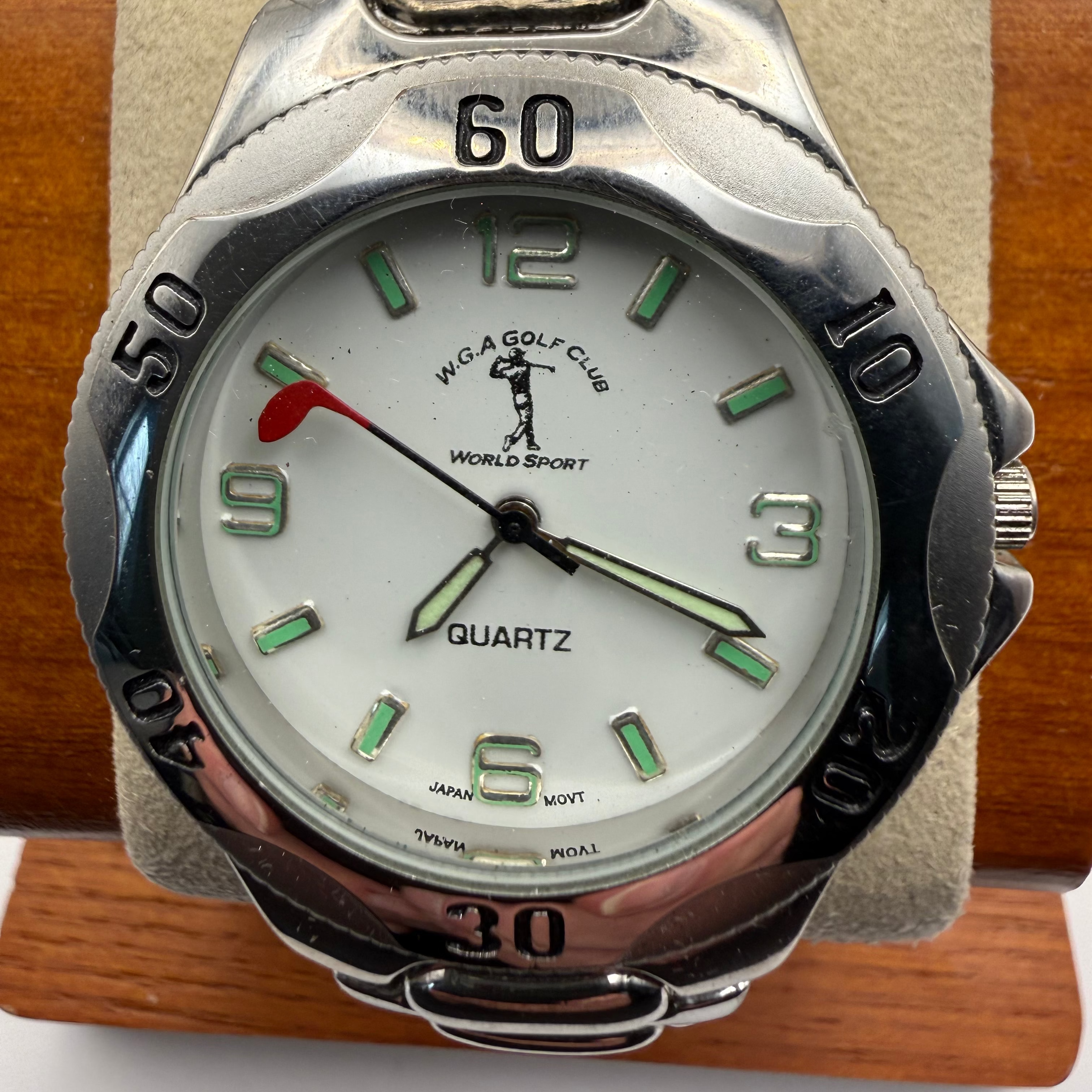W.G.A Golf Club World Sport Ladies Quartz Watch – Golf Ball Case – Rare Collectable- £29.99