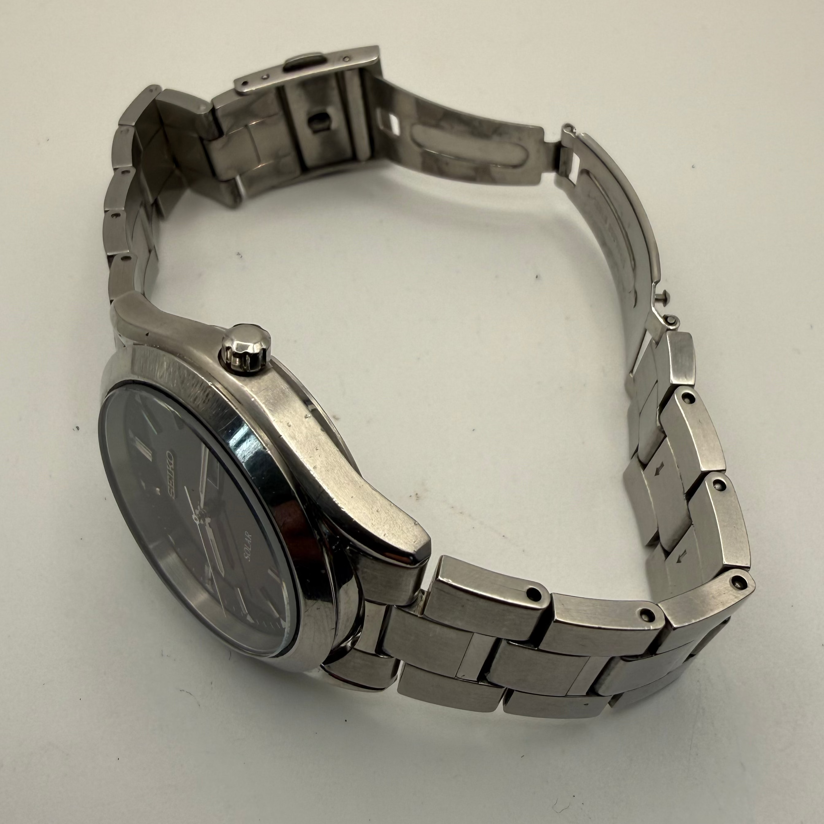 Seiko Solar Day-Date V158-0AB0 Black Dial Stainless Steel Watch- £89.99