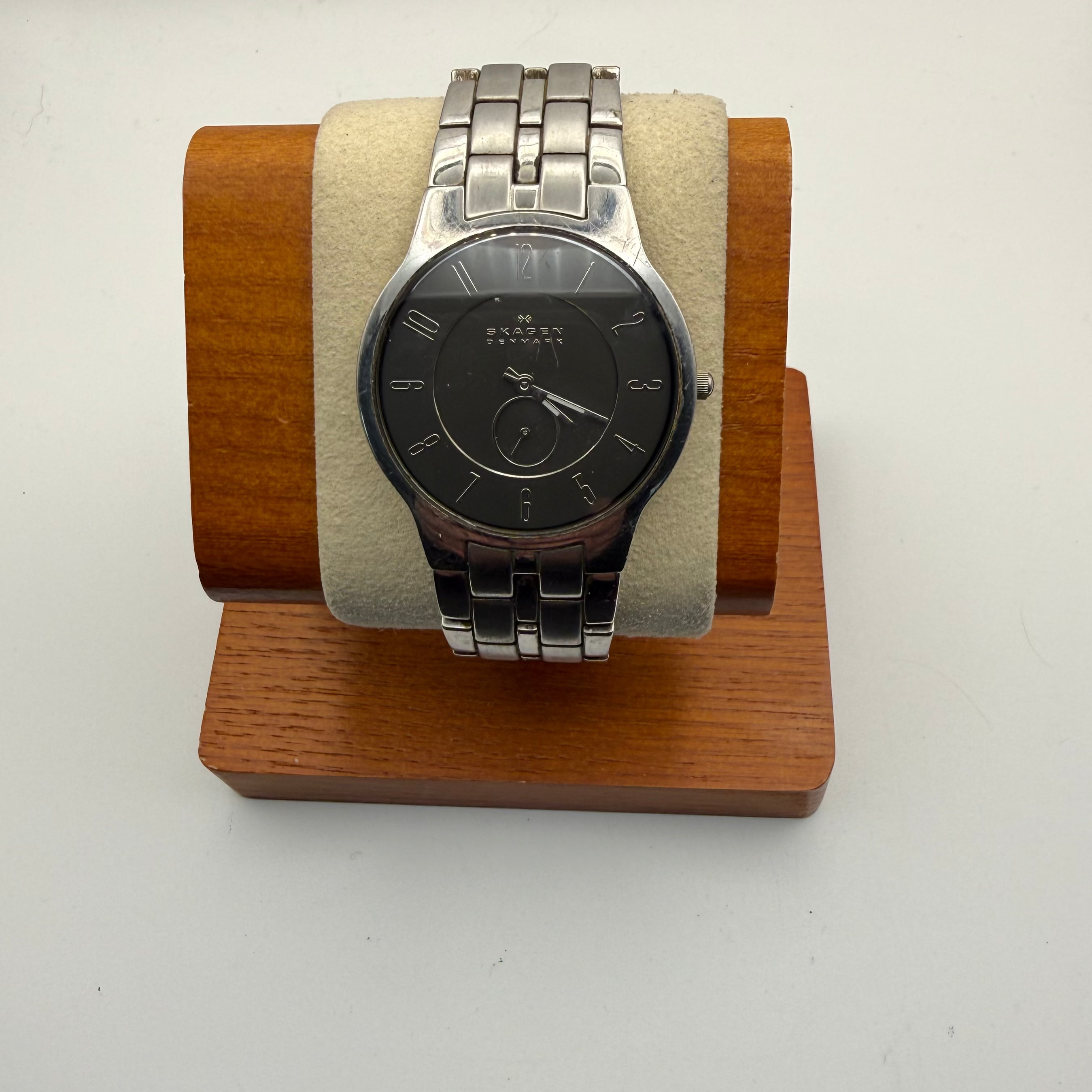 Skagen Denmark Stainless Steel Watch – Black Dial – Bracelet 16cm- £39.99