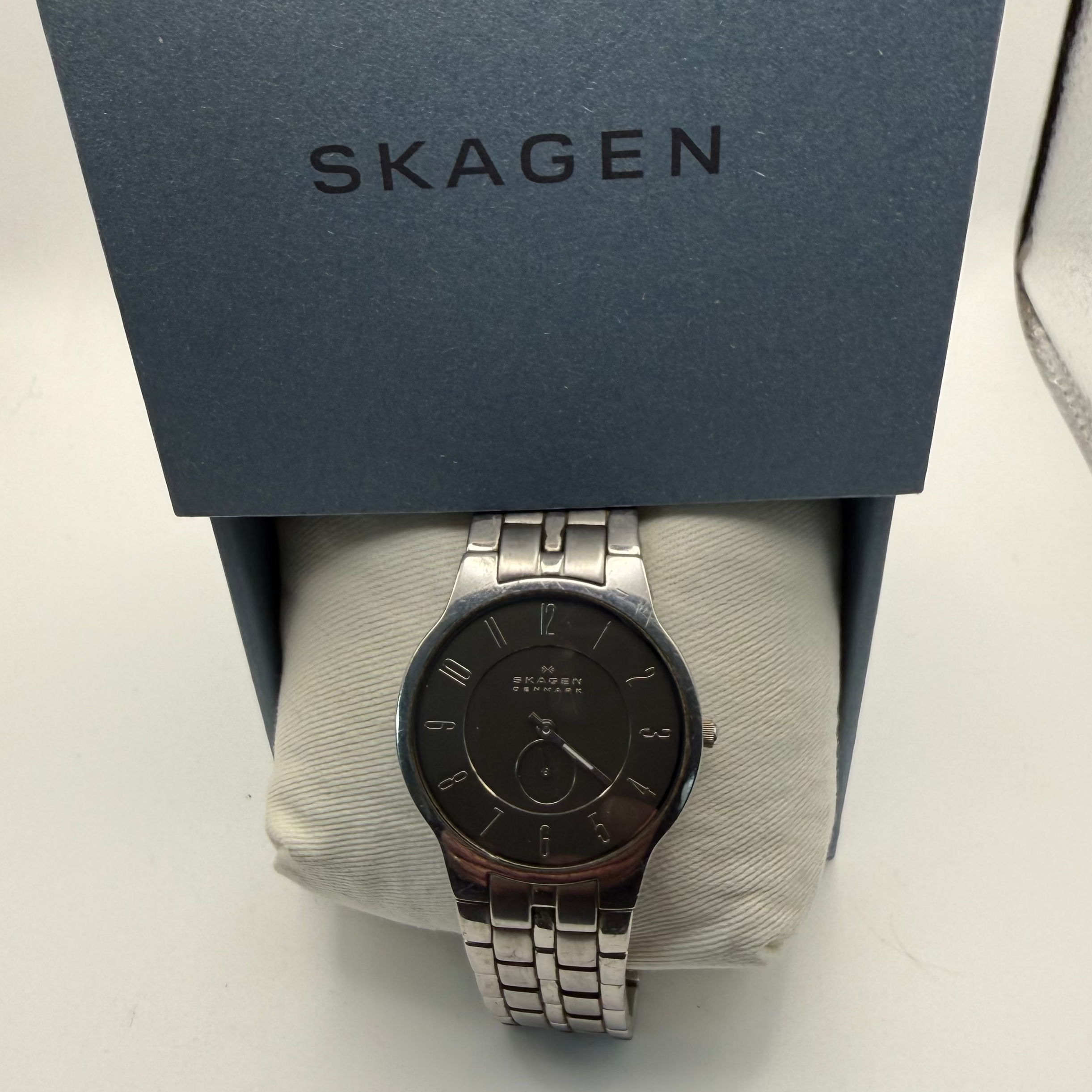 Skagen Denmark Stainless Steel Watch – Black Dial – Bracelet 16cm- £39.99
